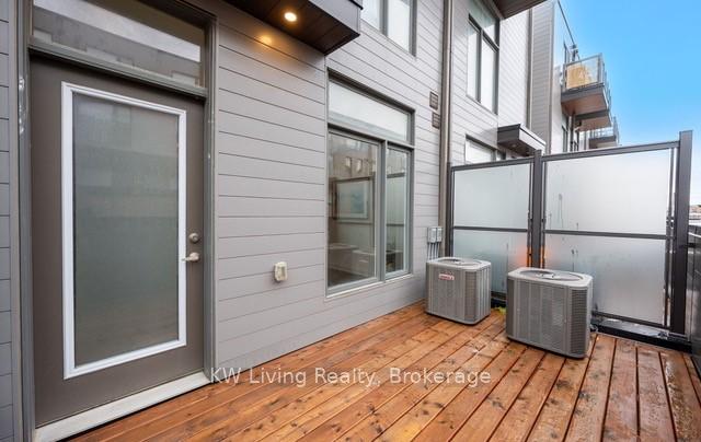 Photo 41 of 52 Hooyo Terrace, Toronto, Englemount-Lawrence — HOMEH