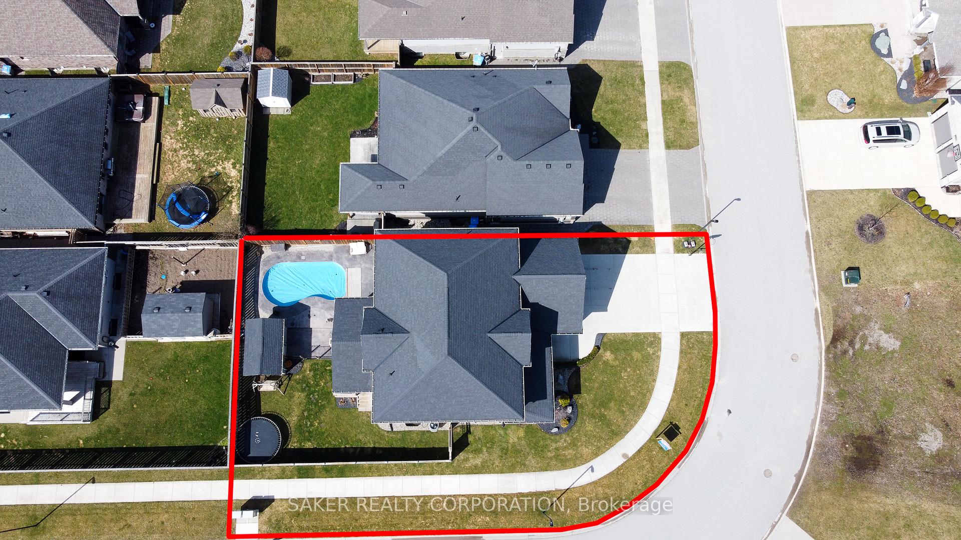 Photo 3 of 178 Acton Street, Strathroy-Caradoc, NE — HOMEH