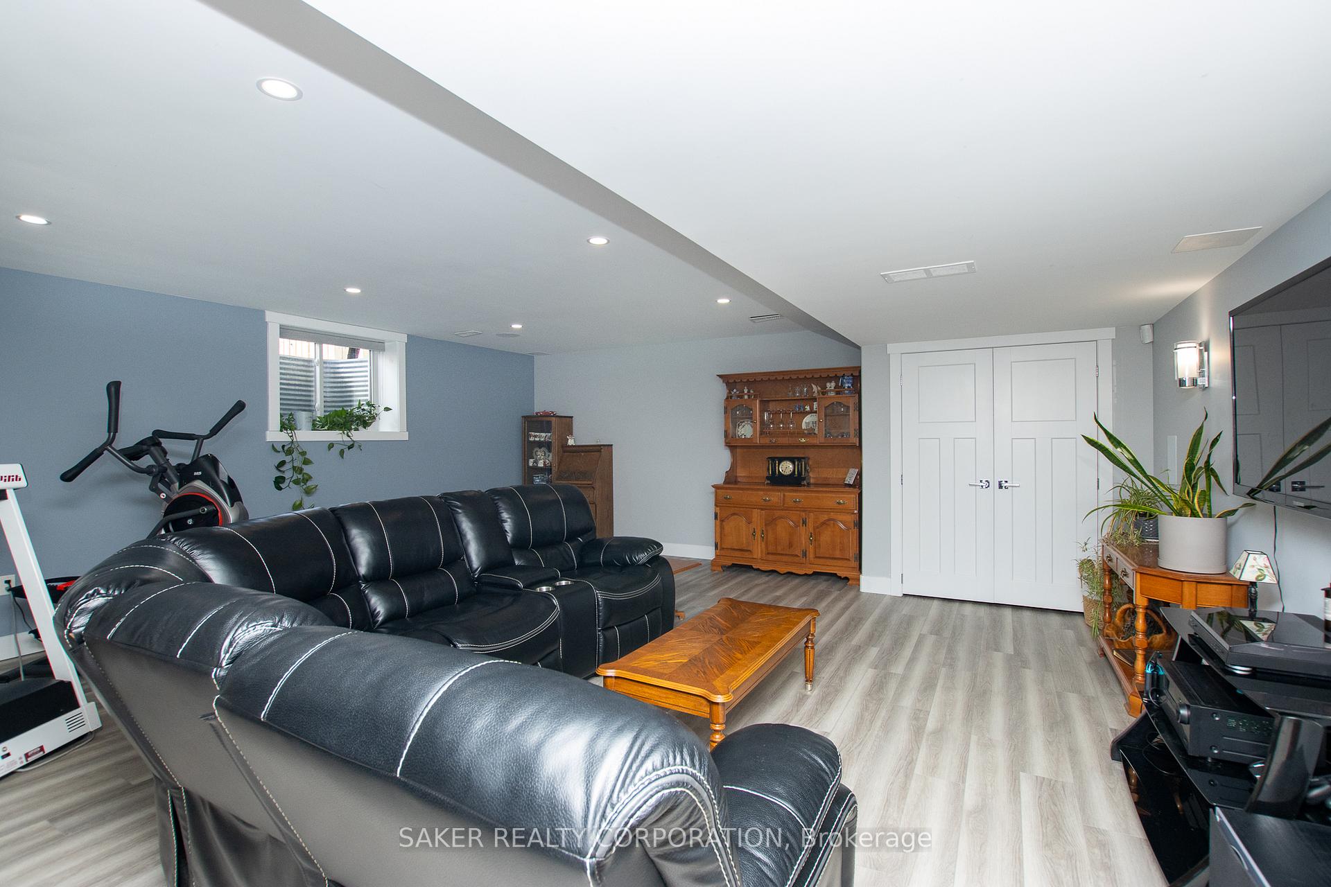 Photo 31 of 178 Acton Street, Strathroy-Caradoc, NE — HOMEH