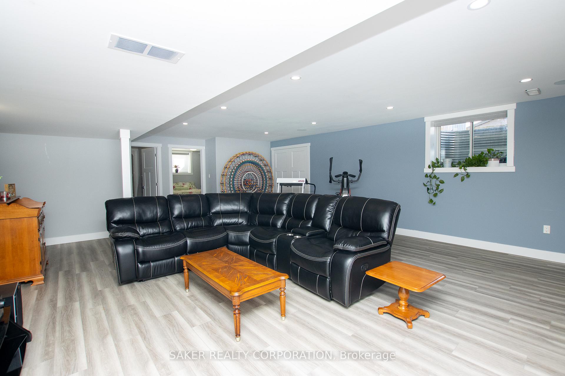 Photo 32 of 178 Acton Street, Strathroy-Caradoc, NE — HOMEH