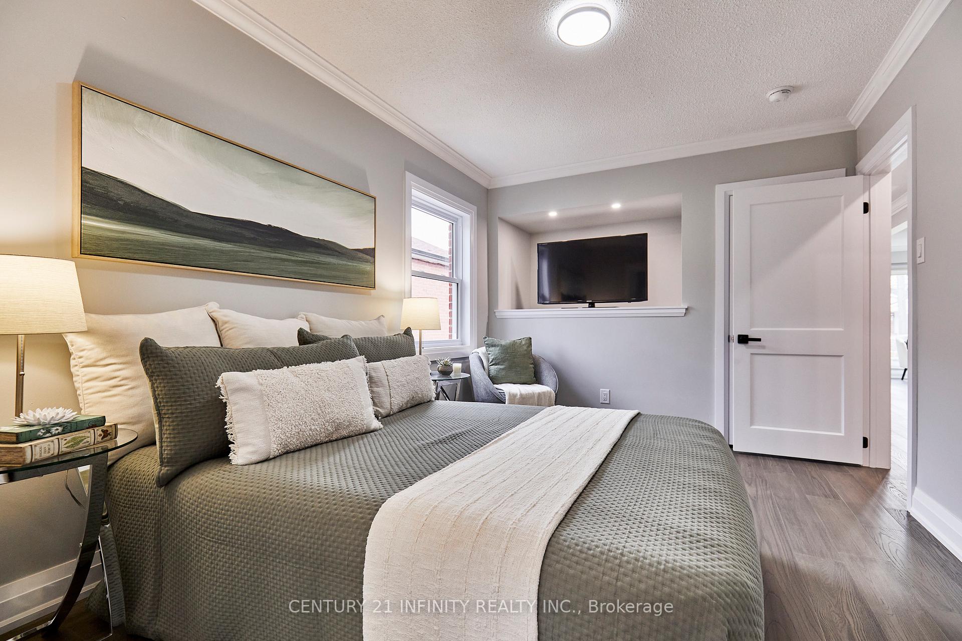 Photo 13 of 12 Honey Drive, Scarborough, Wexford-Maryvale — HOMEH