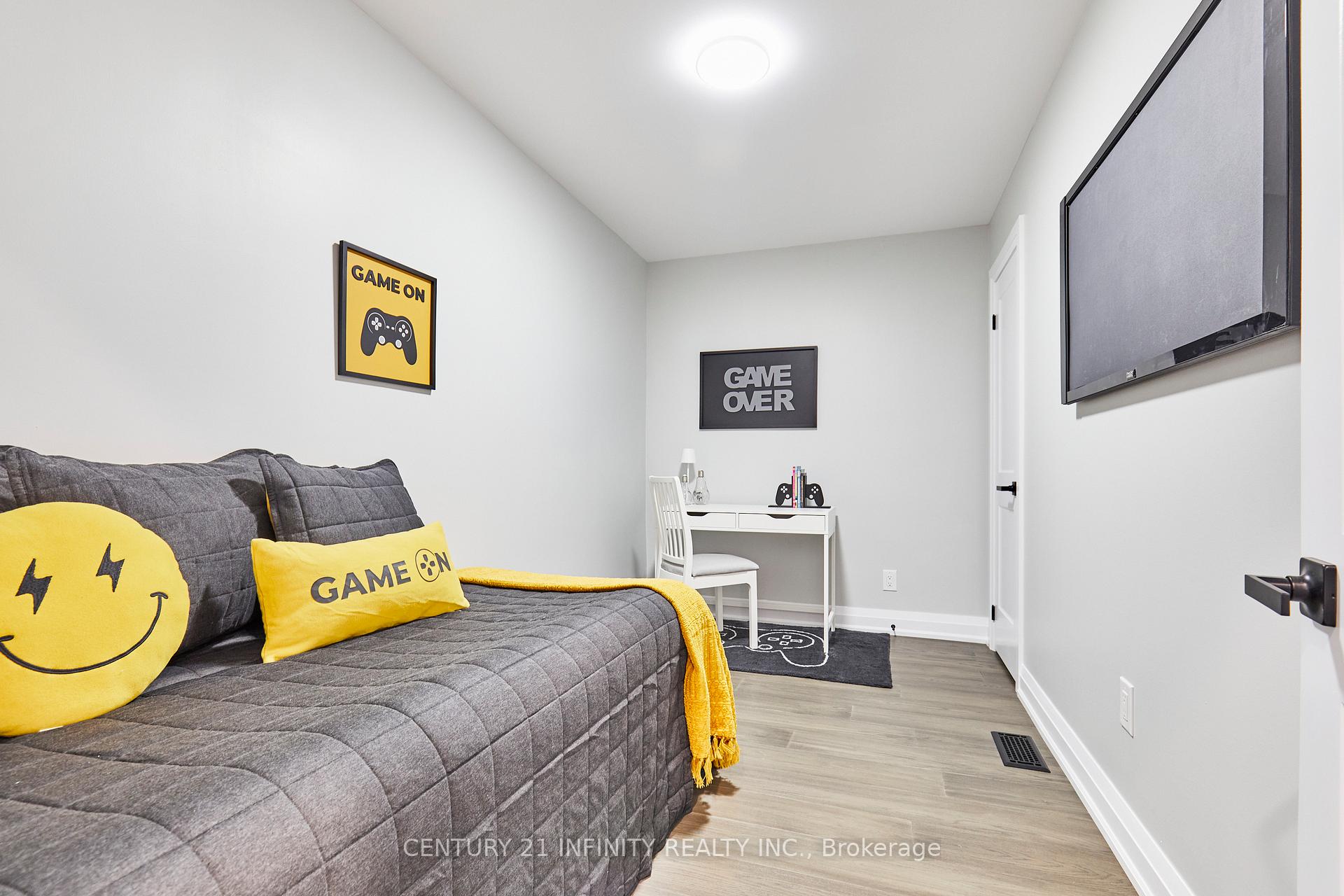 Photo 17 of 12 Honey Drive, Scarborough, Wexford-Maryvale — HOMEH