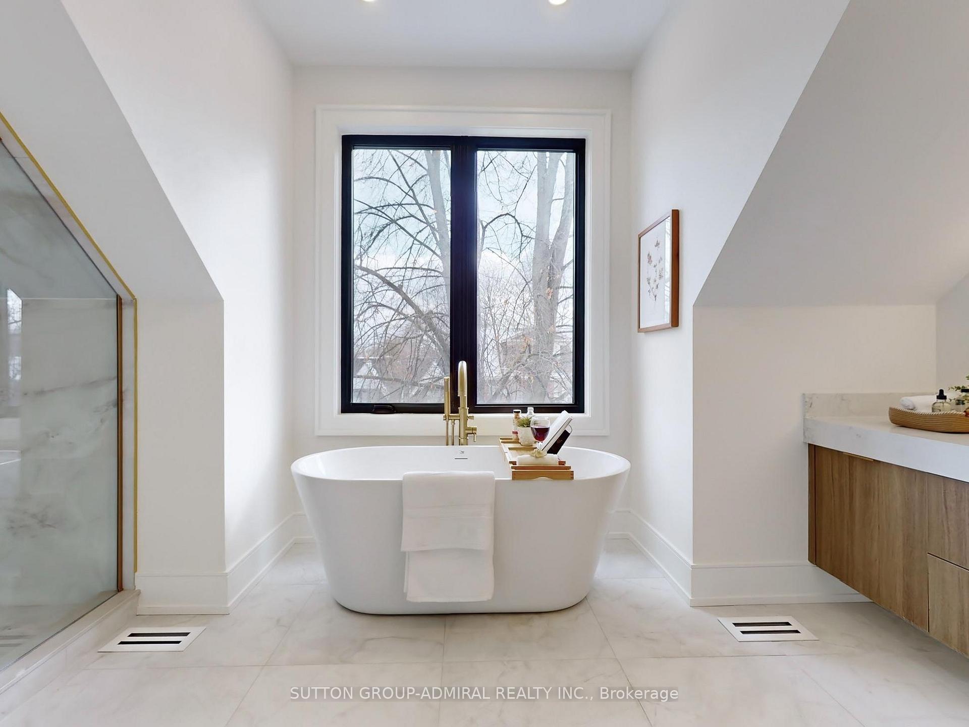 Photo 18 of 134 Wolfrey Avenue, Toronto, North Riverdale — HOMEH
