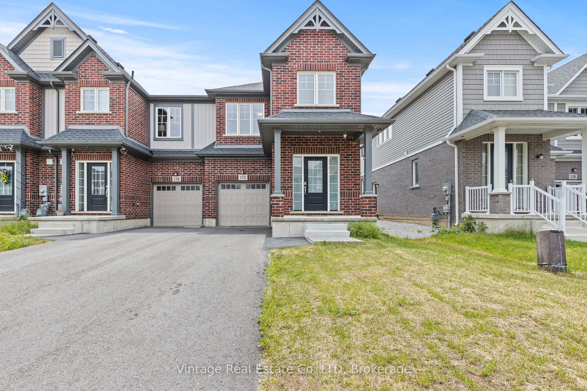 Front of 112 Bur Oak Drive