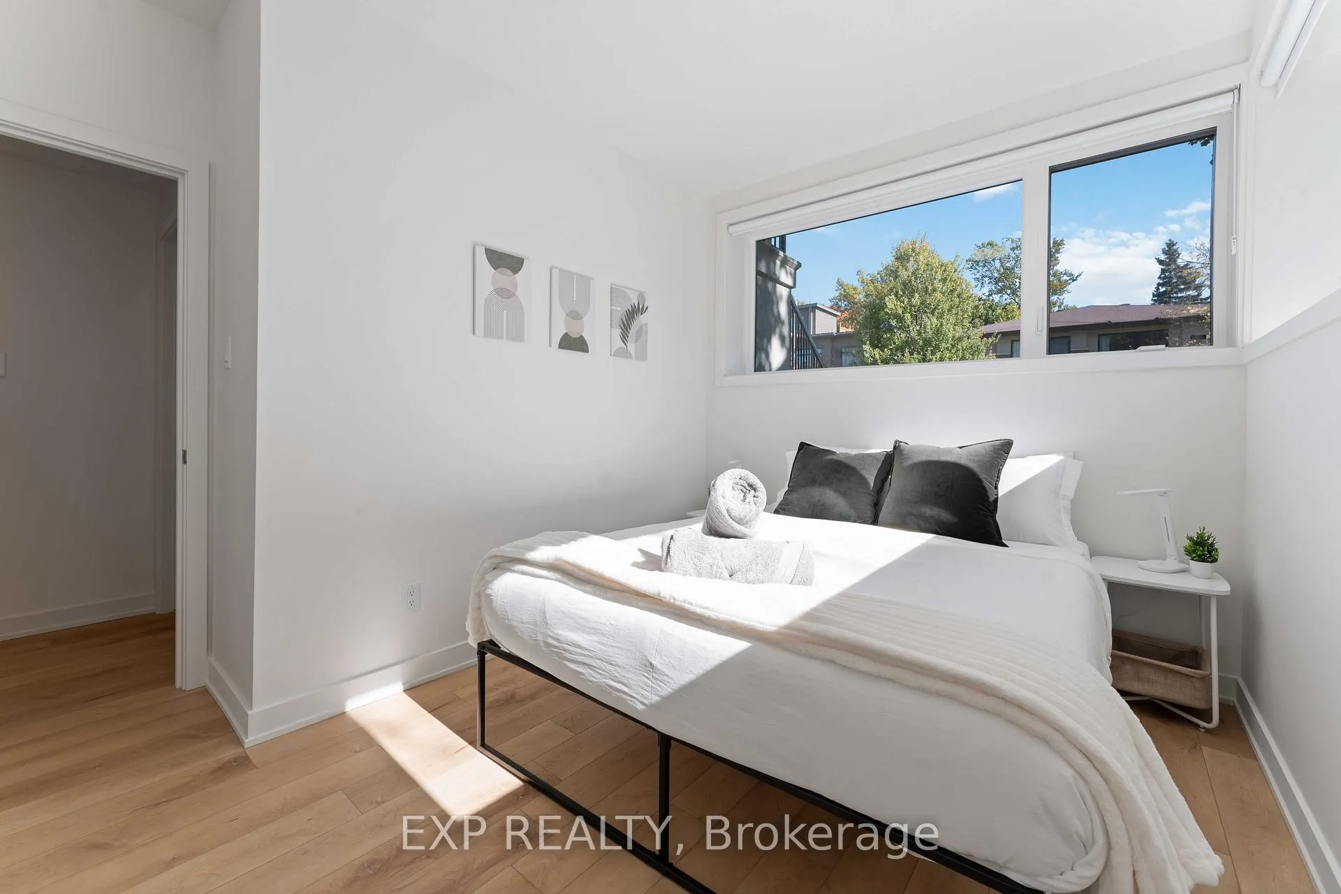Photo 29 of 844 Connaught Avenue, Ottawa, Queensway Terrace North — HOMEH