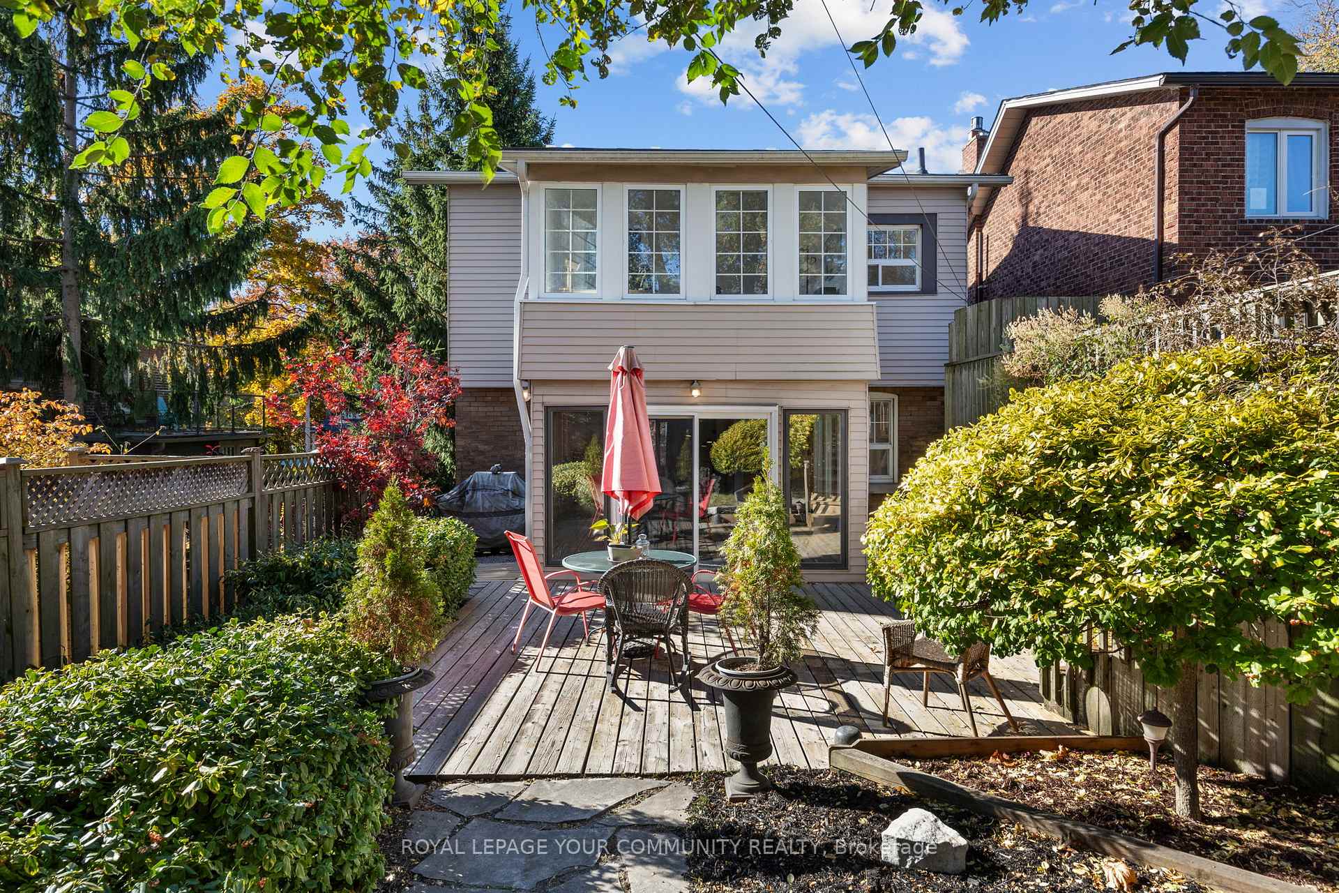 Photo 28 of 45 Beach View Crescent, Toronto, East End-Danforth — HOMEH