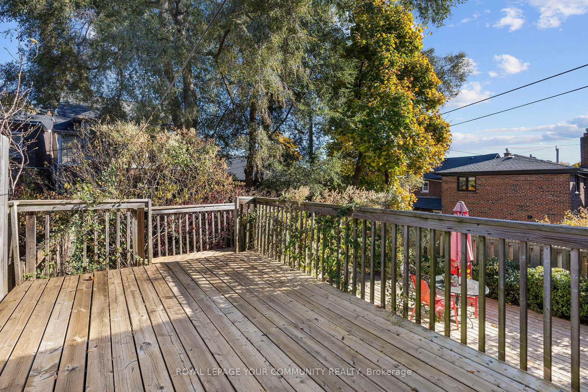 Photo 31 of 45 Beach View Crescent, Toronto, East End-Danforth — HOMEH