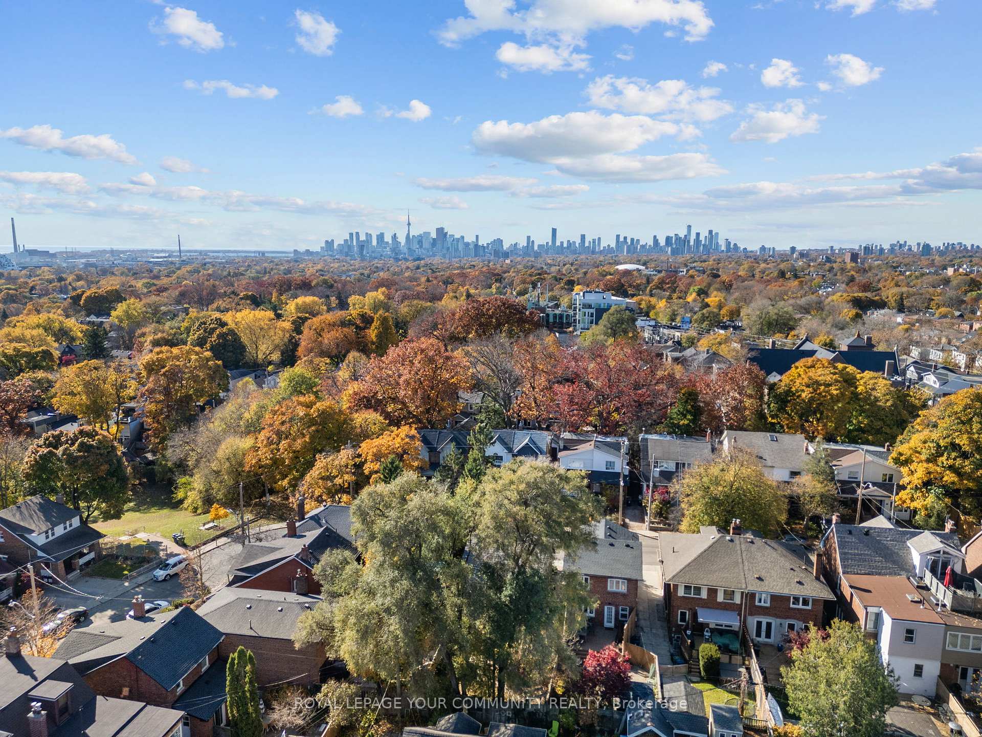 Photo 34 of 45 Beach View Crescent, Toronto, East End-Danforth — HOMEH
