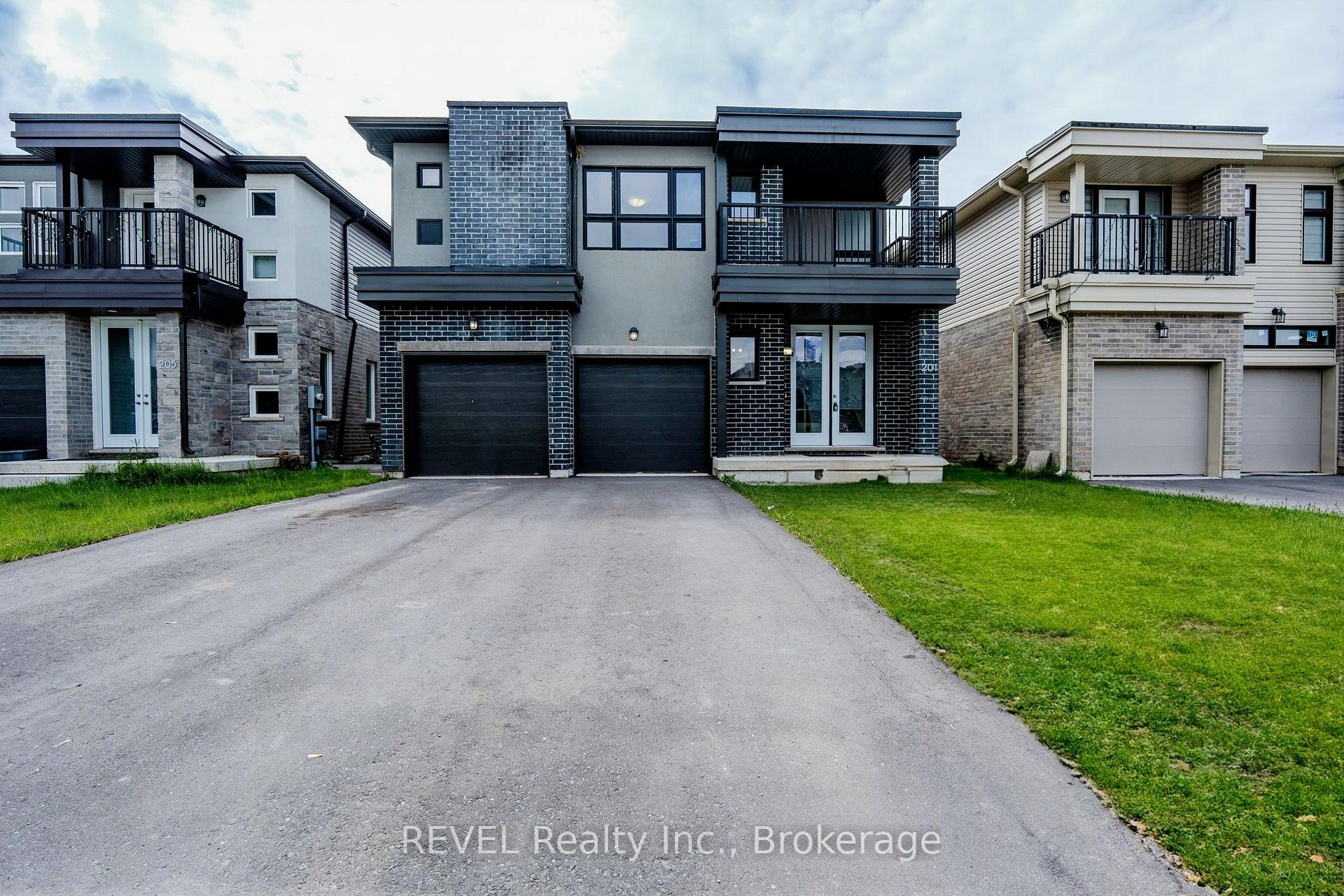 Front of 201 Pilkington Street
