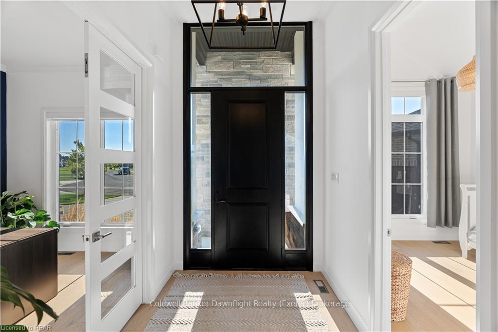 Photo 5 of 135 Foxborough Place, Thames Centre, Thorndale — HOMEH