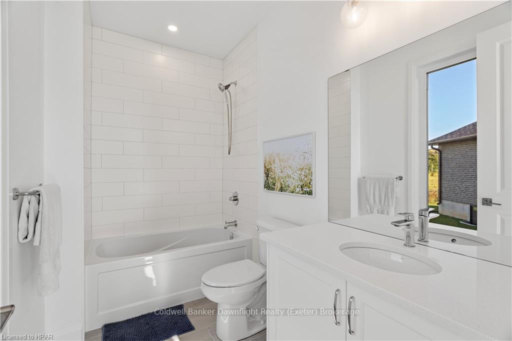 Photo 11 of 135 Foxborough Place, Thames Centre, Thorndale — HOMEH