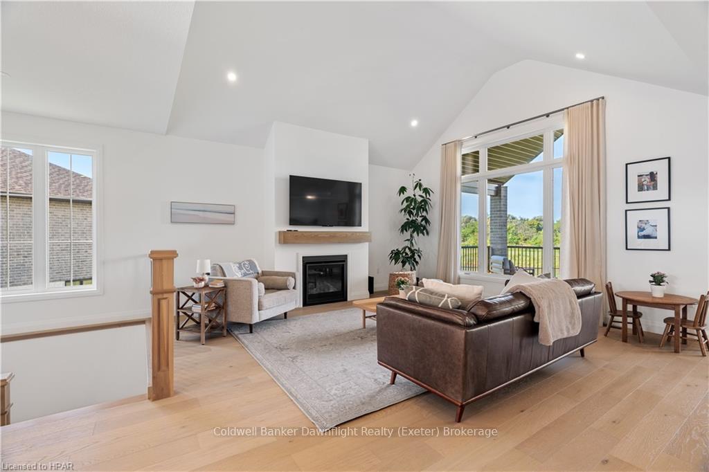 Photo 14 of 135 Foxborough Place, Thames Centre, Thorndale — HOMEH