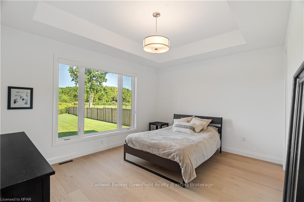 Photo 26 of 135 Foxborough Place, Thames Centre, Thorndale — HOMEH