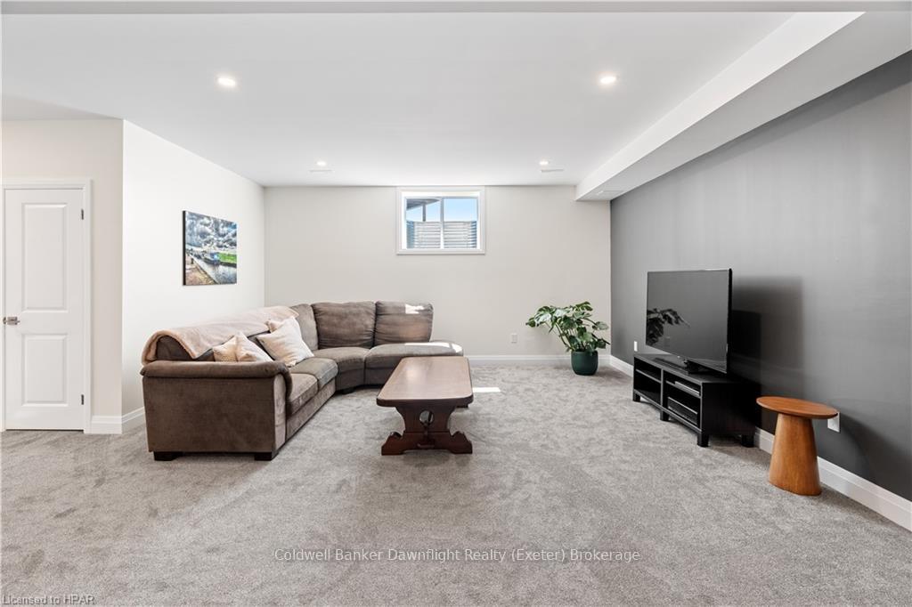Photo 46 of 135 Foxborough Place, Thames Centre, Thorndale — HOMEH