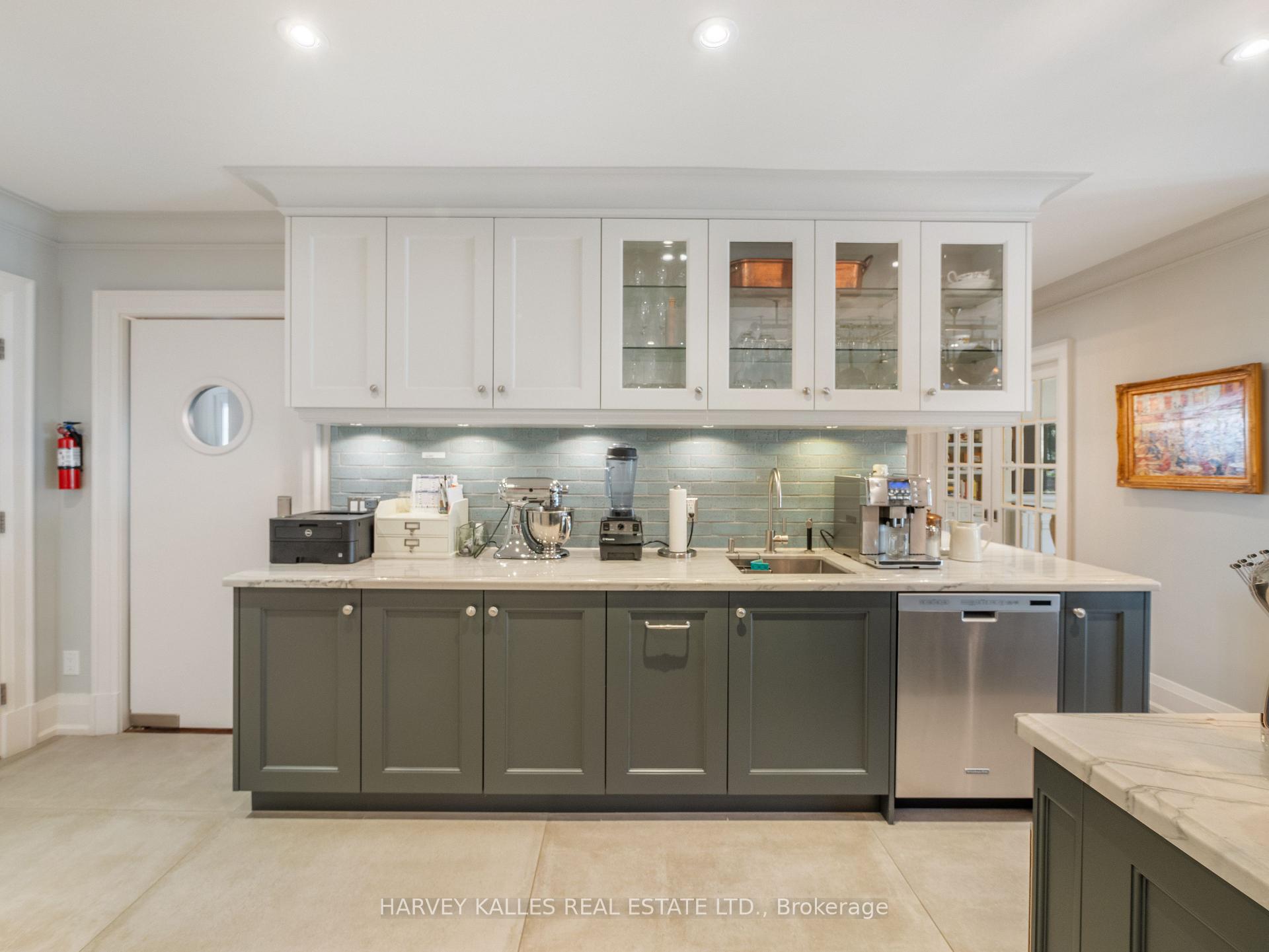 Photo 4 of 83 Lascelles Boulevard, Toronto, Yonge-Eglinton — HOMEH