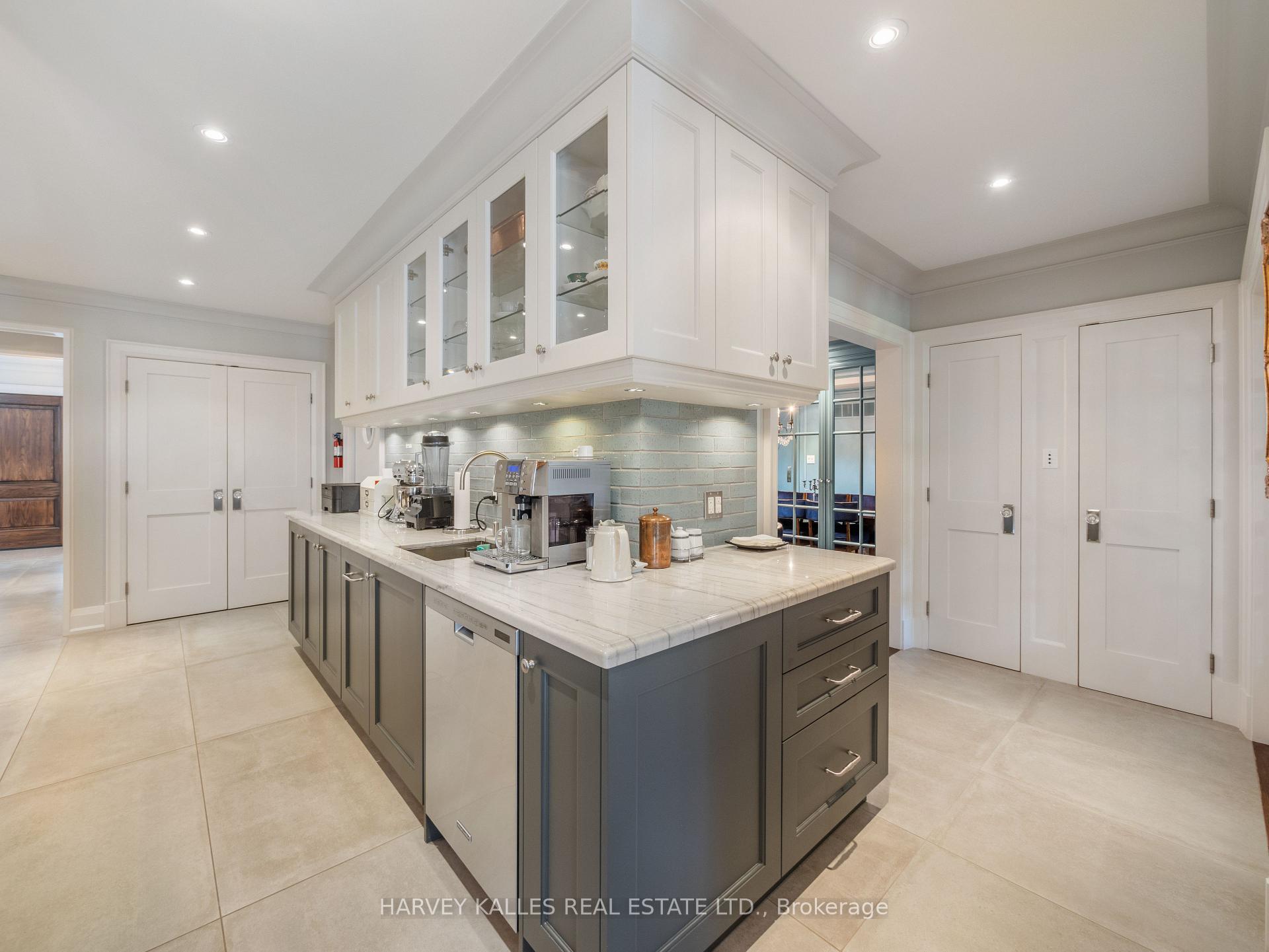 Photo 36 of 83 Lascelles Boulevard, Toronto, Yonge-Eglinton — HOMEH