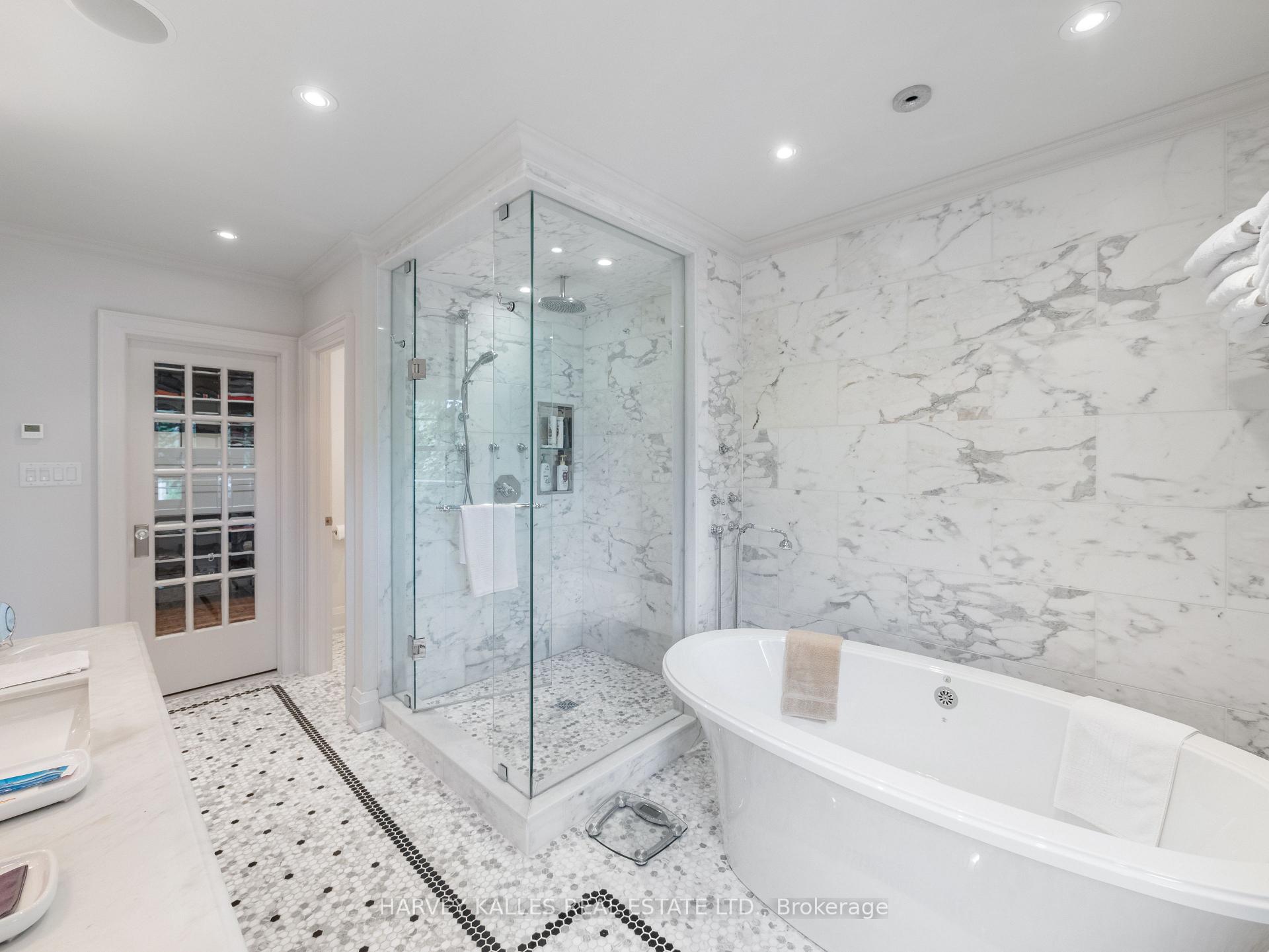 Photo 20 of 83 Lascelles Boulevard, Toronto, Yonge-Eglinton — HOMEH