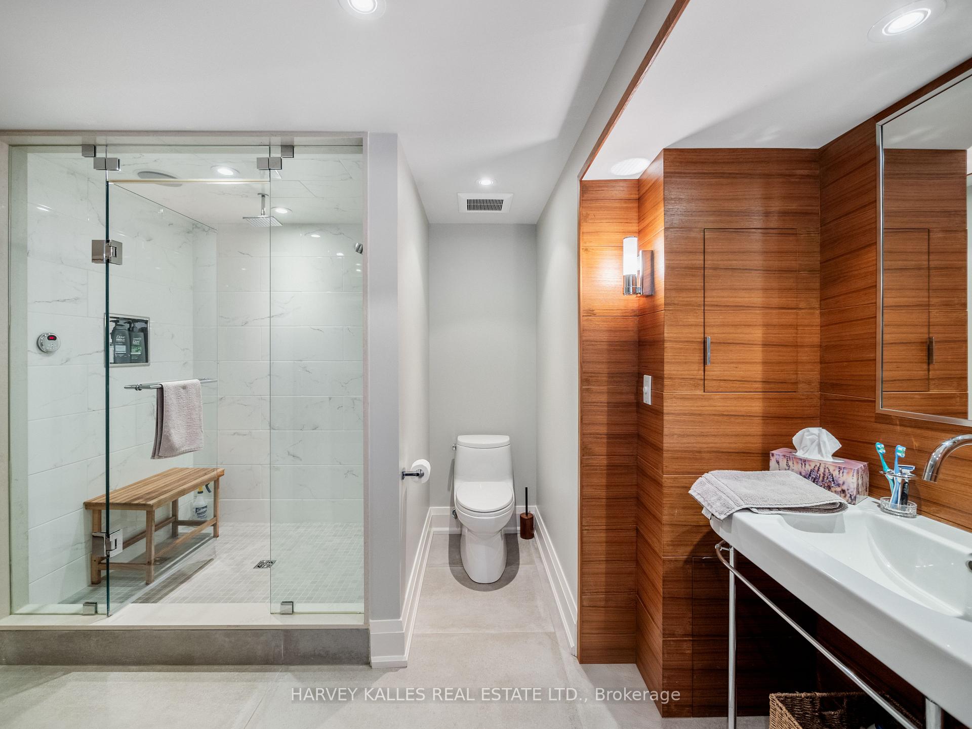 Photo 31 of 83 Lascelles Boulevard, Toronto, Yonge-Eglinton — HOMEH