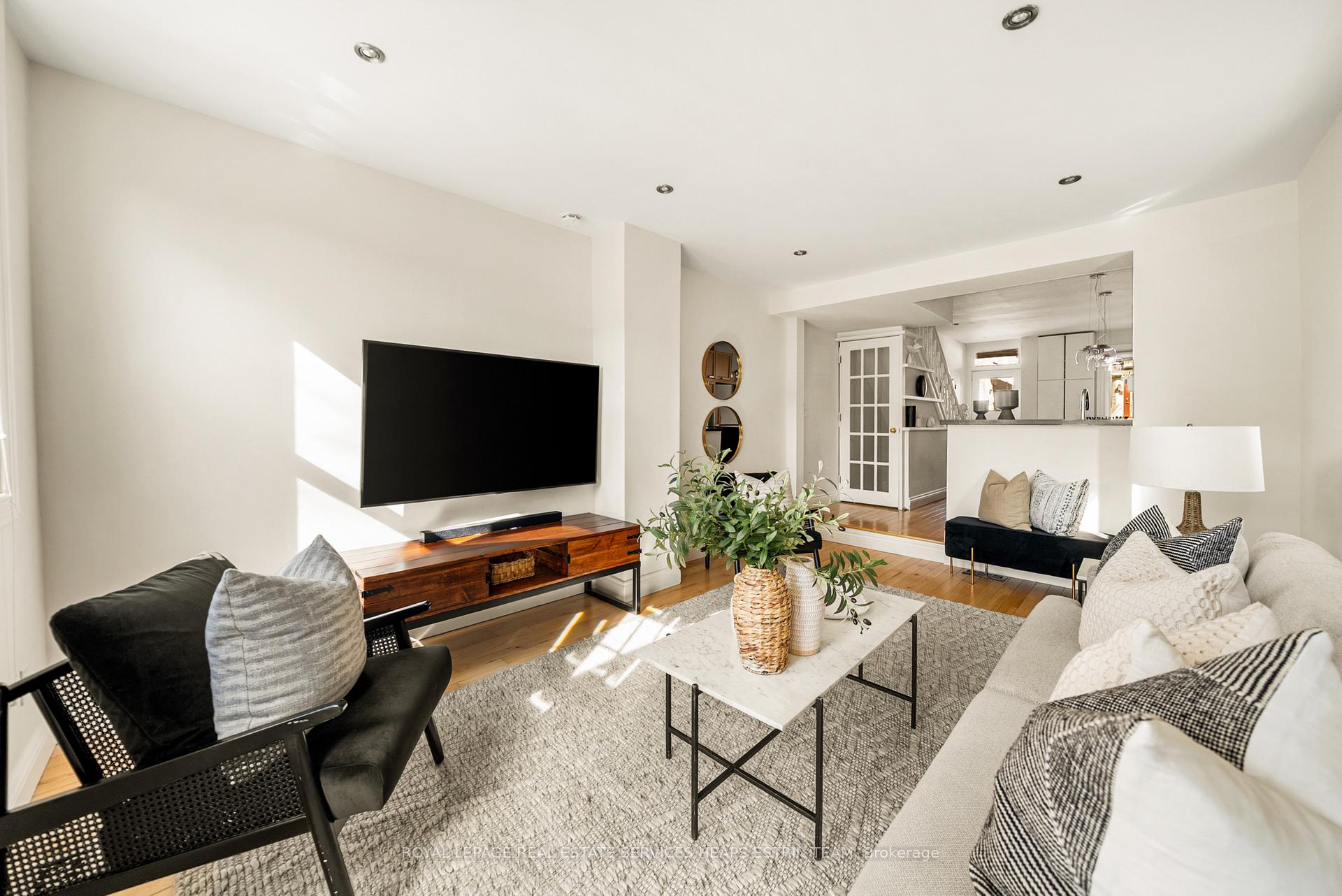 Photo 17 of 45 Austin Avenue, Toronto, South Riverdale — HOMEH