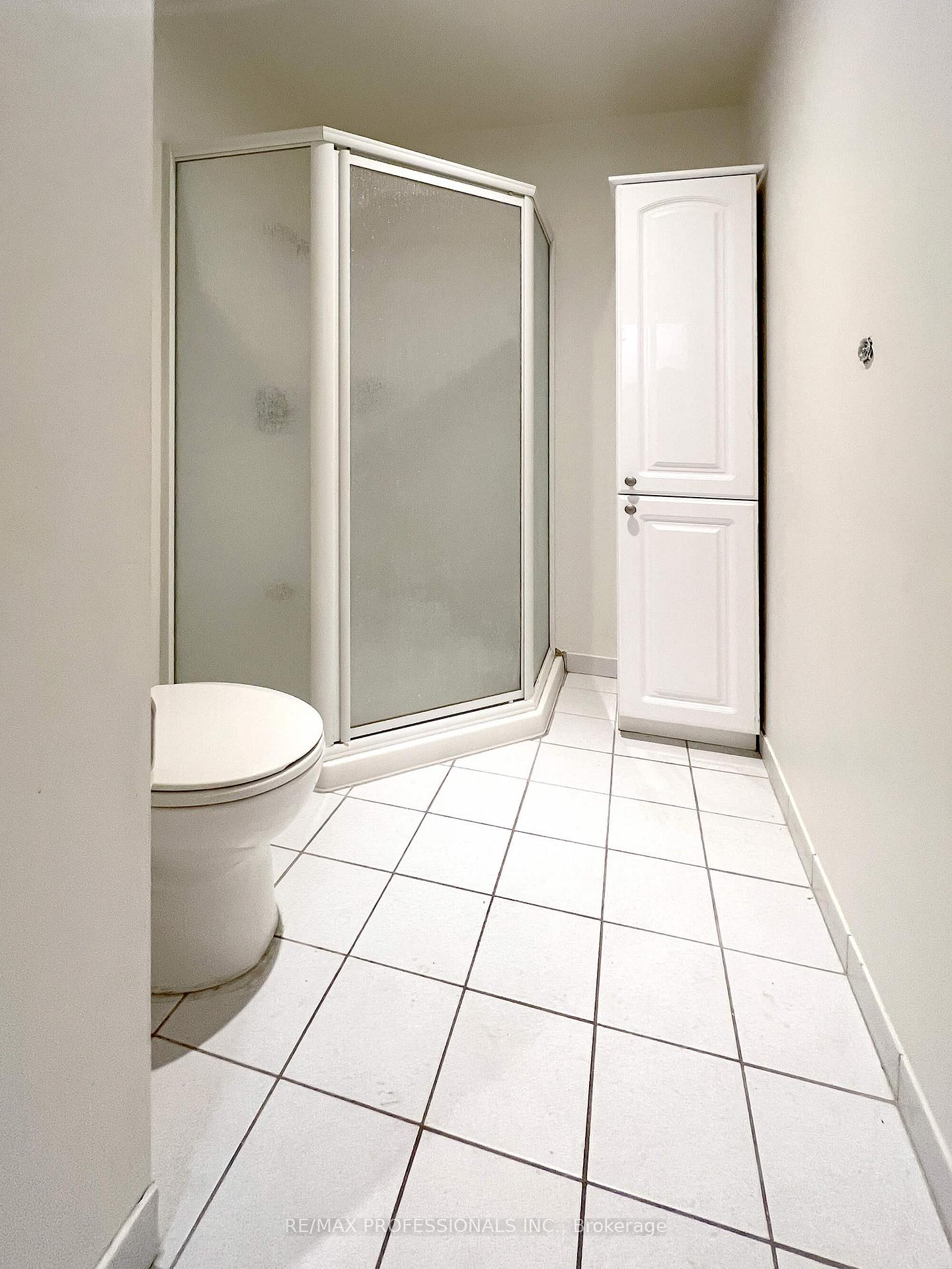 Photo 22 of Unit Upper, 385 Dundas Street E, Toronto, Moss Park — HOMEH