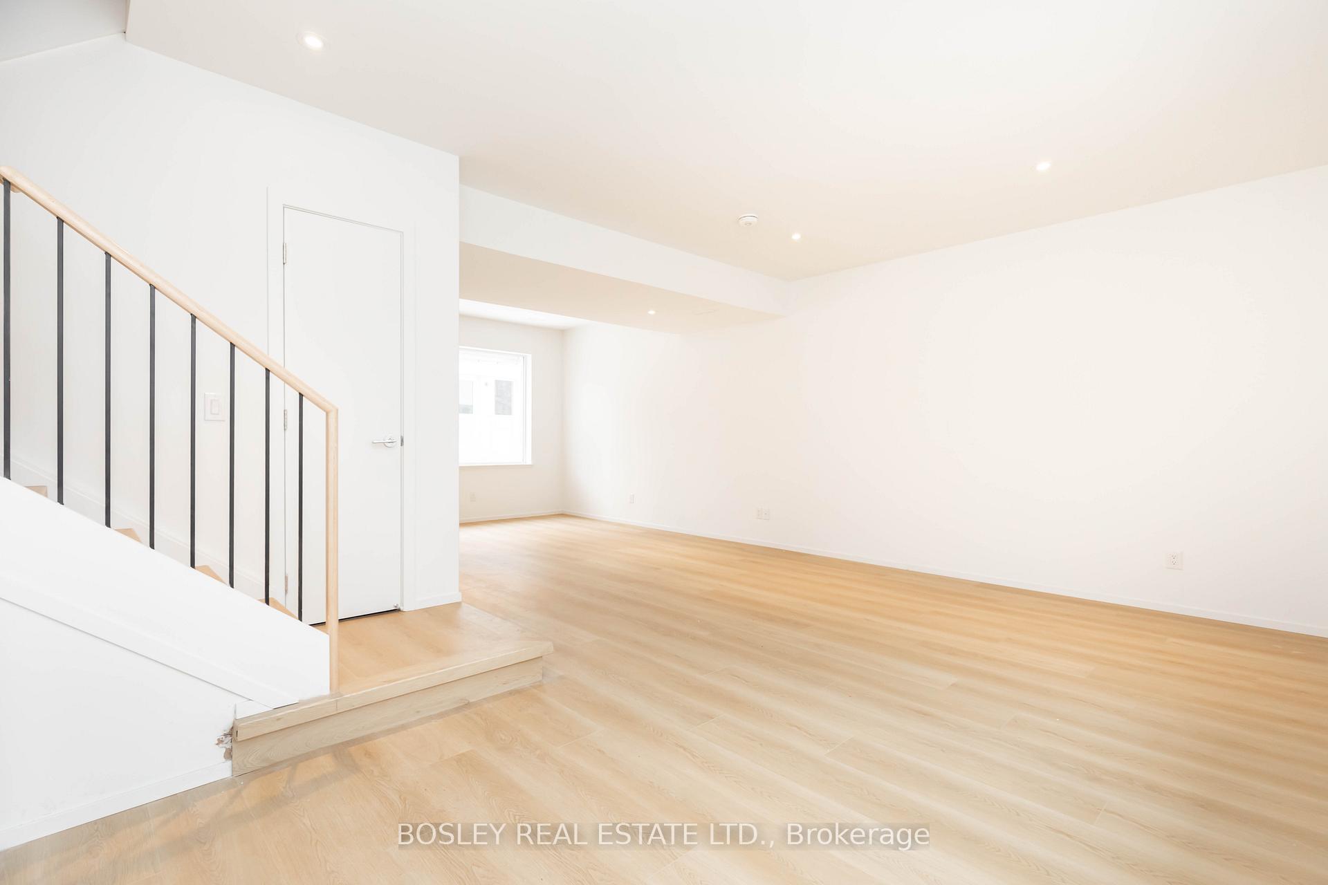 Photo 4 of 2165B Gerrard Street E, Toronto, East End-Danforth — HOMEH