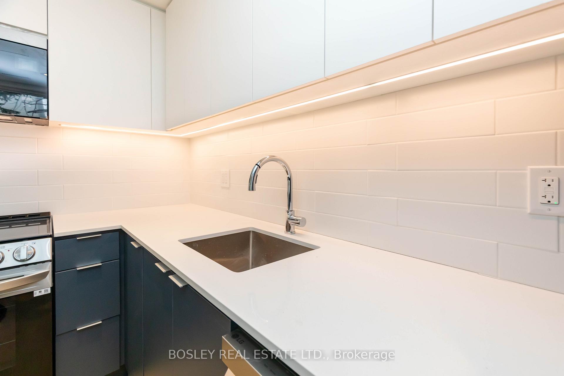 Photo 12 of 2165B Gerrard Street E, Toronto, East End-Danforth — HOMEH
