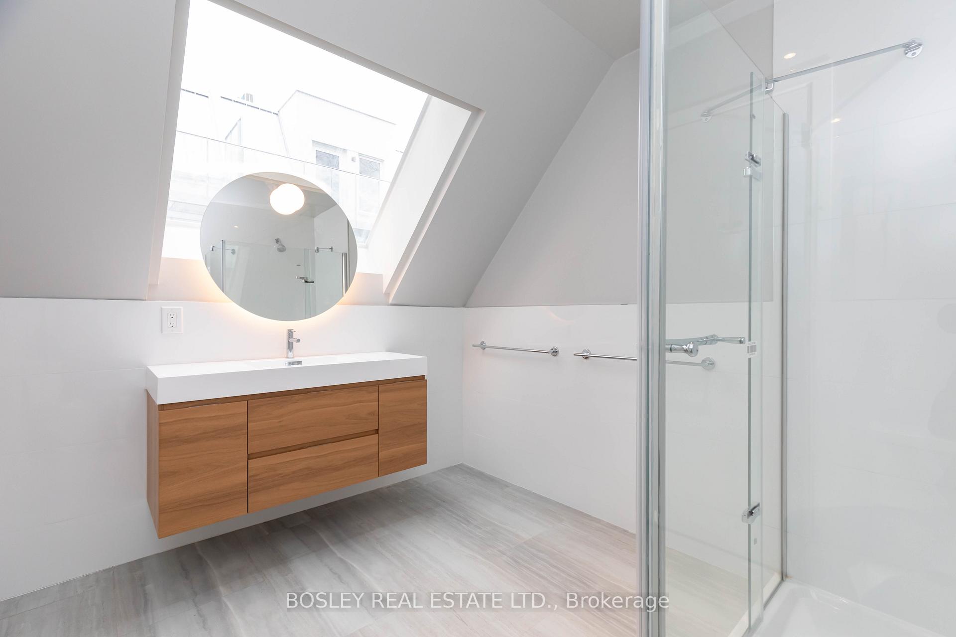 Photo 21 of 2165B Gerrard Street E, Toronto, East End-Danforth — HOMEH