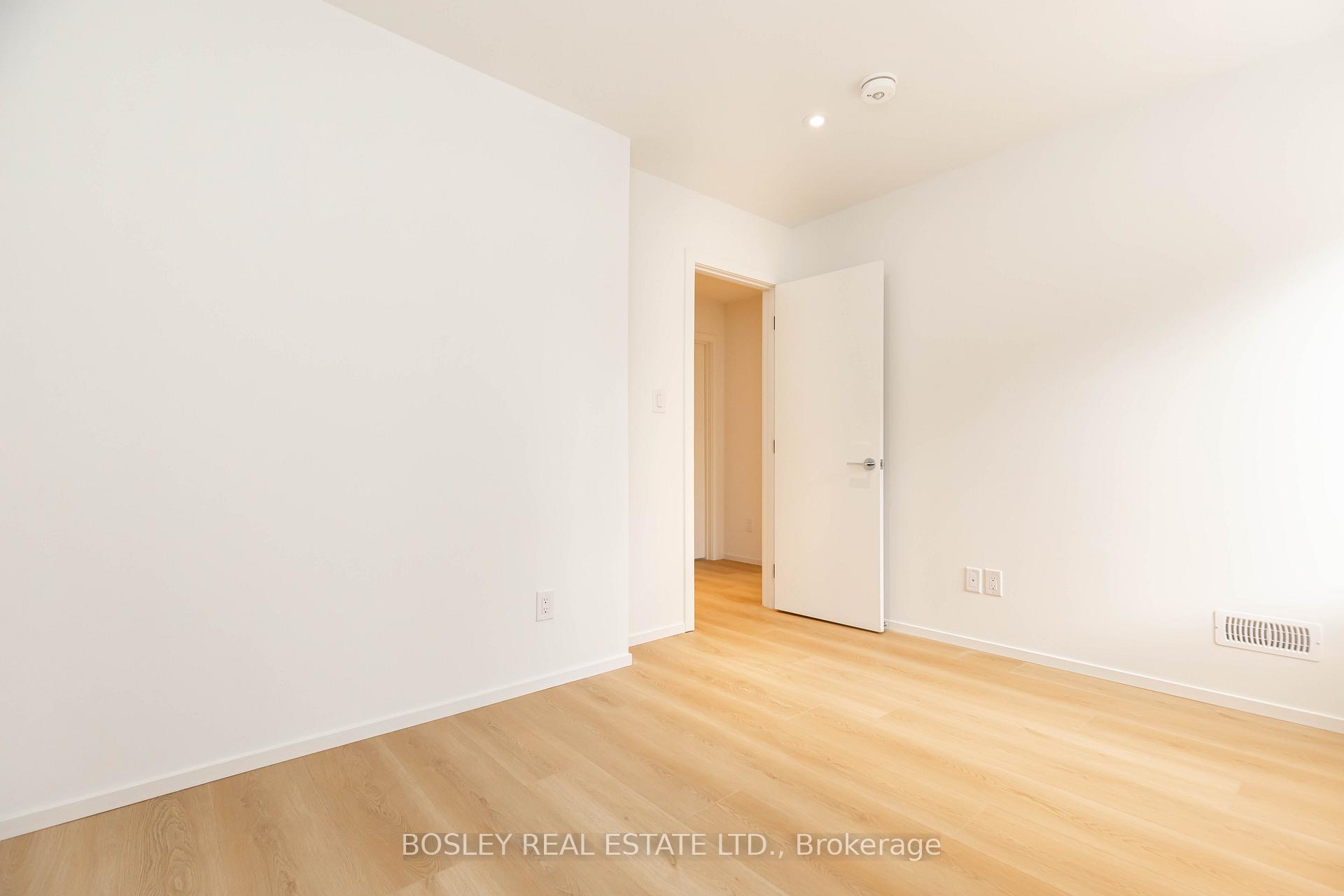 Photo 25 of 2165B Gerrard Street E, Toronto, East End-Danforth — HOMEH
