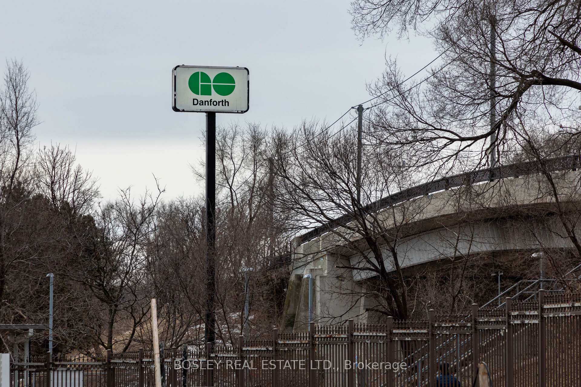 Photo 29 of 2165B Gerrard Street E, Toronto, East End-Danforth — HOMEH