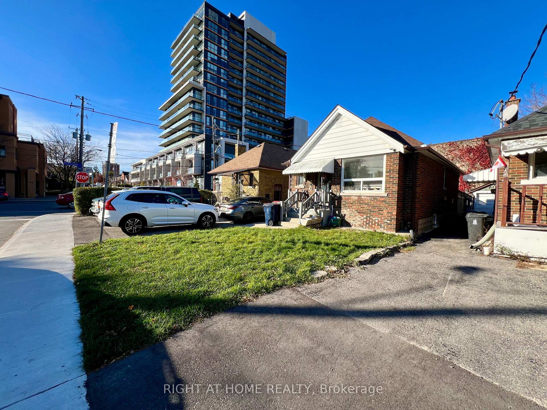 Photo 1 of 62 Lanark Avenue, Toronto, Oakwood Village — HOMEH