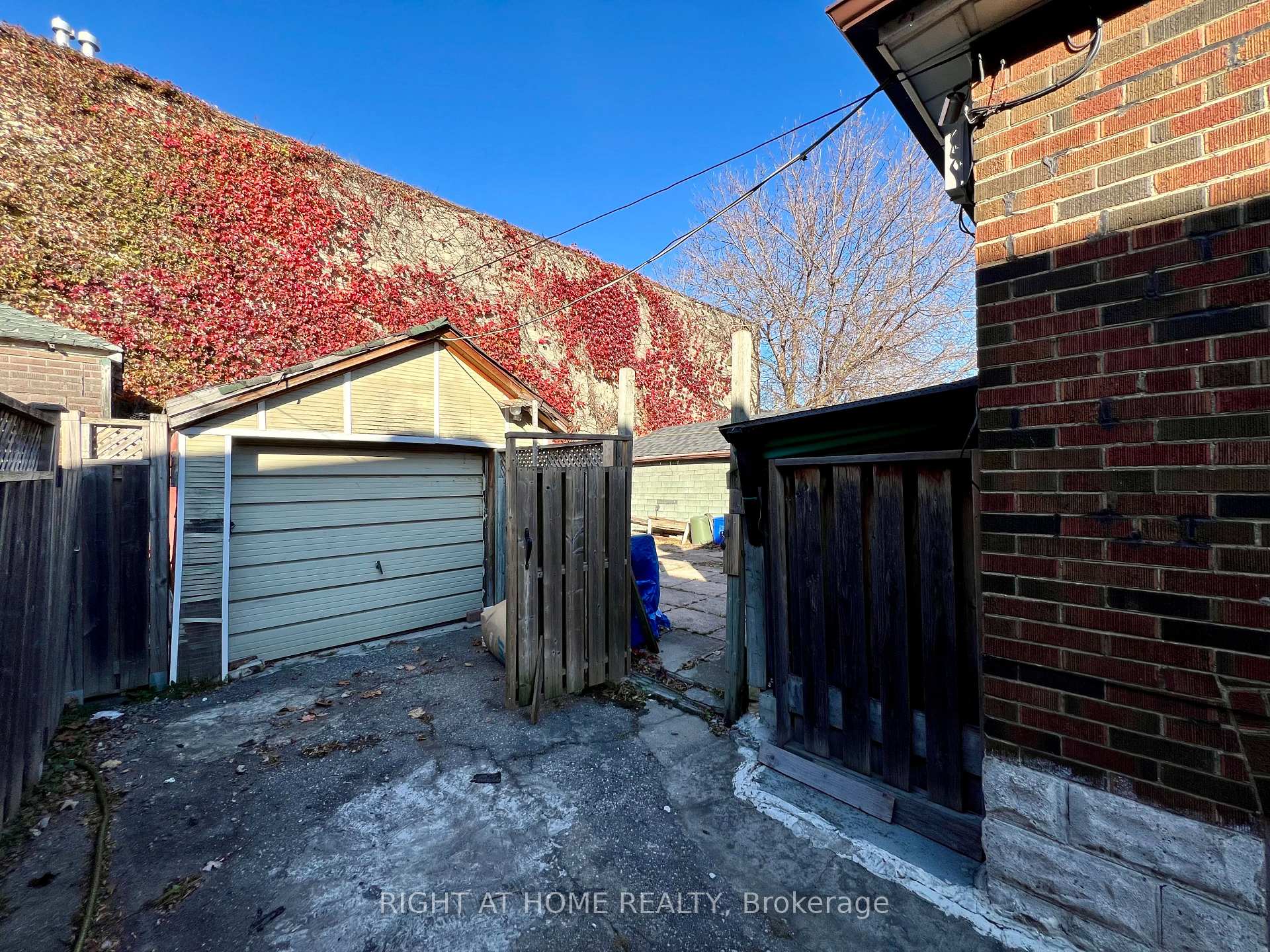 Photo 13 of 62 Lanark Avenue, Toronto, Oakwood Village — HOMEH