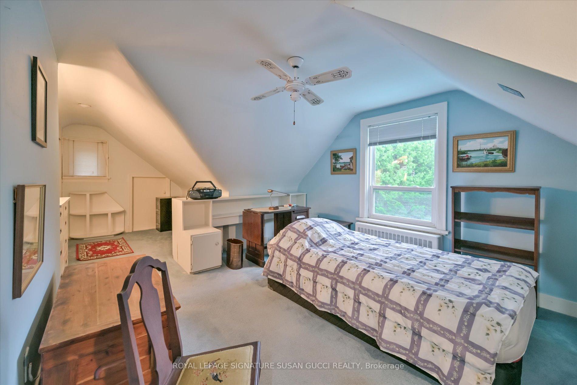 Photo 24 of 1 Glenshaw Crescent, Toronto, O'Connor-Parkview — HOMEH