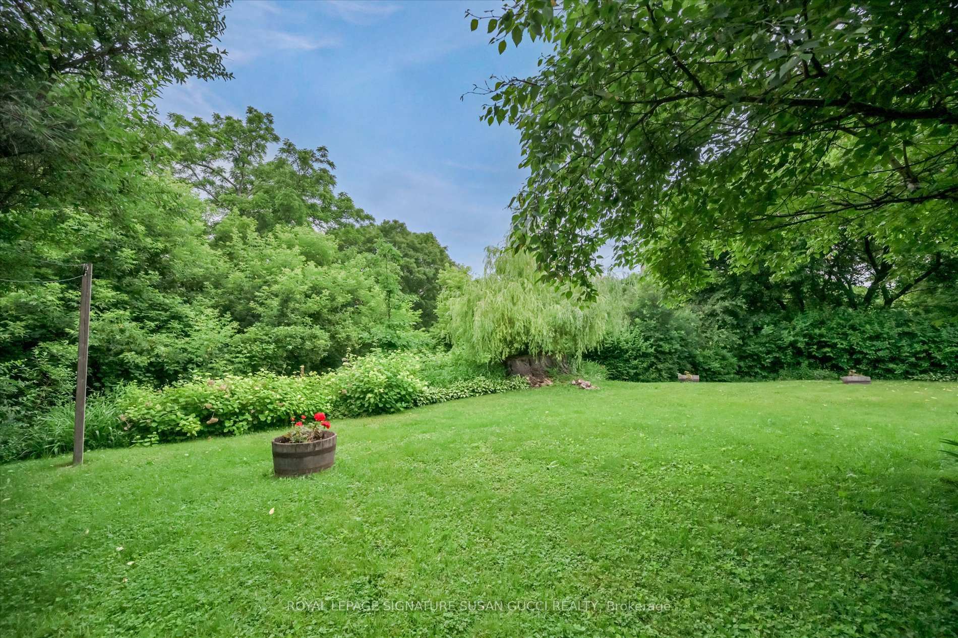 Photo 37 of 1 Glenshaw Crescent, Toronto, O'Connor-Parkview — HOMEH