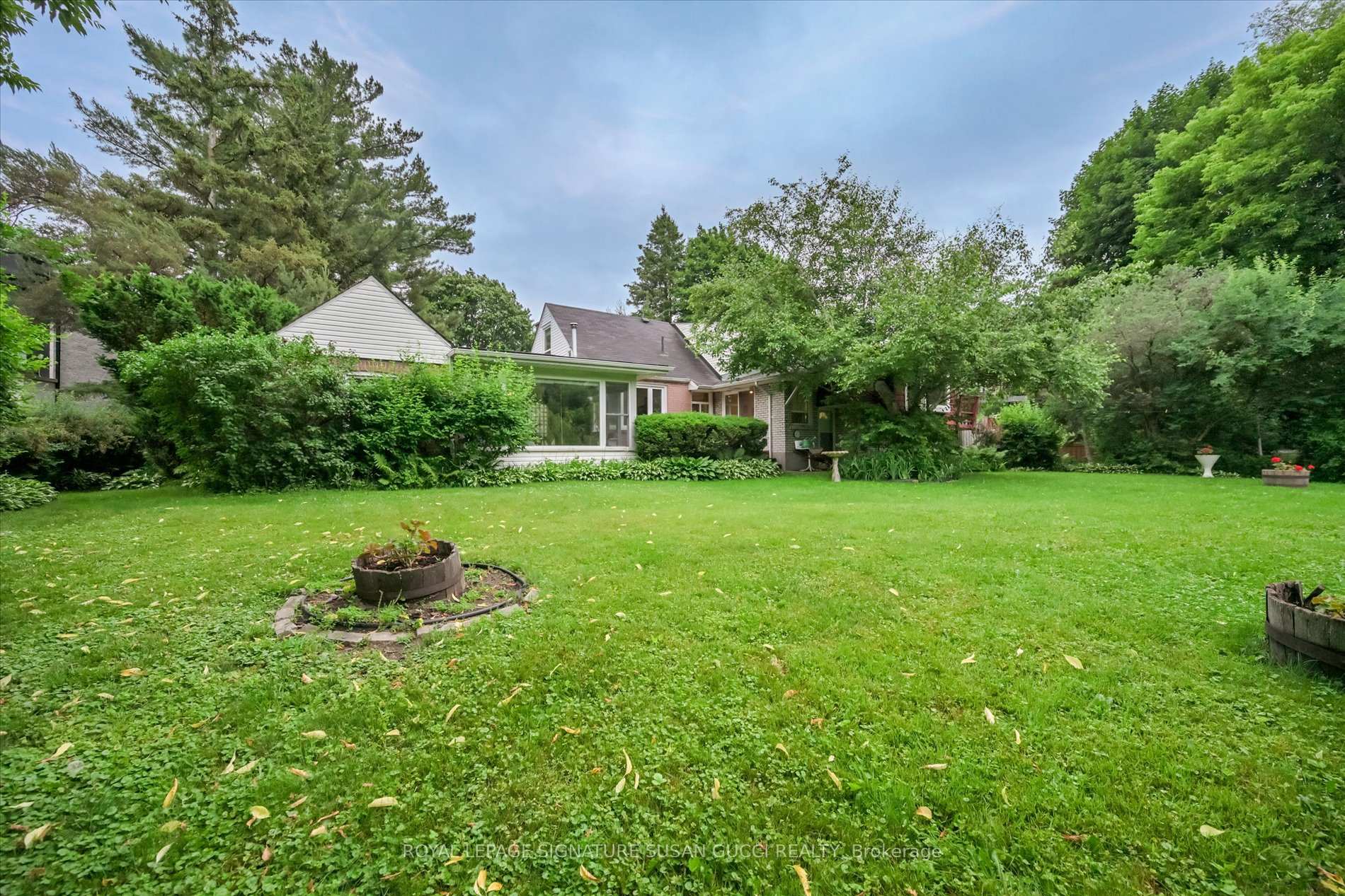 Photo 40 of 1 Glenshaw Crescent, Toronto, O'Connor-Parkview — HOMEH