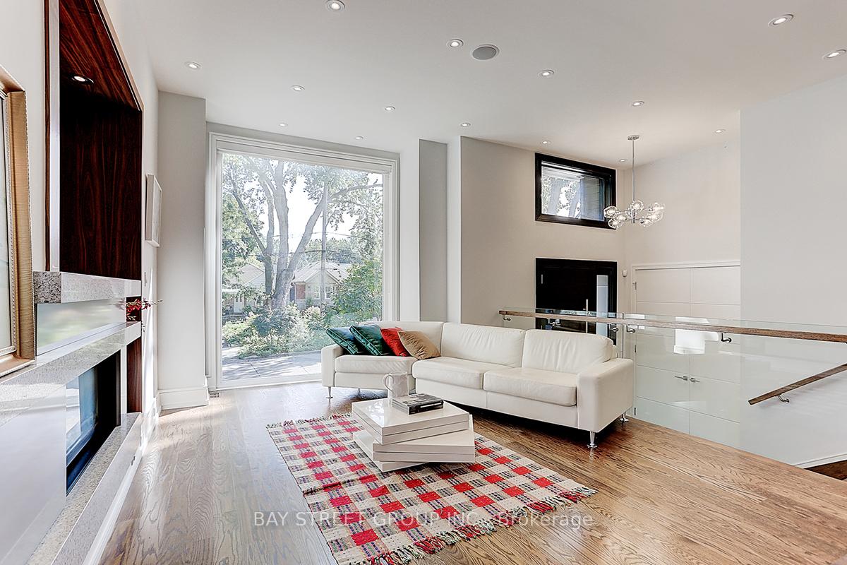 Photo 8 of 22 Carmichael Avenue, Toronto, Bedford Park-Nortown — HOMEH