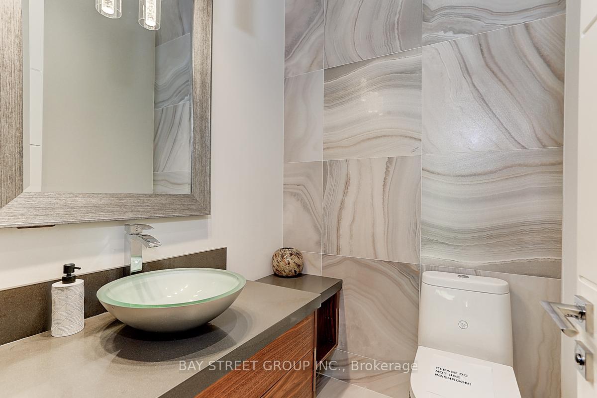Photo 18 of 22 Carmichael Avenue, Toronto, Bedford Park-Nortown — HOMEH