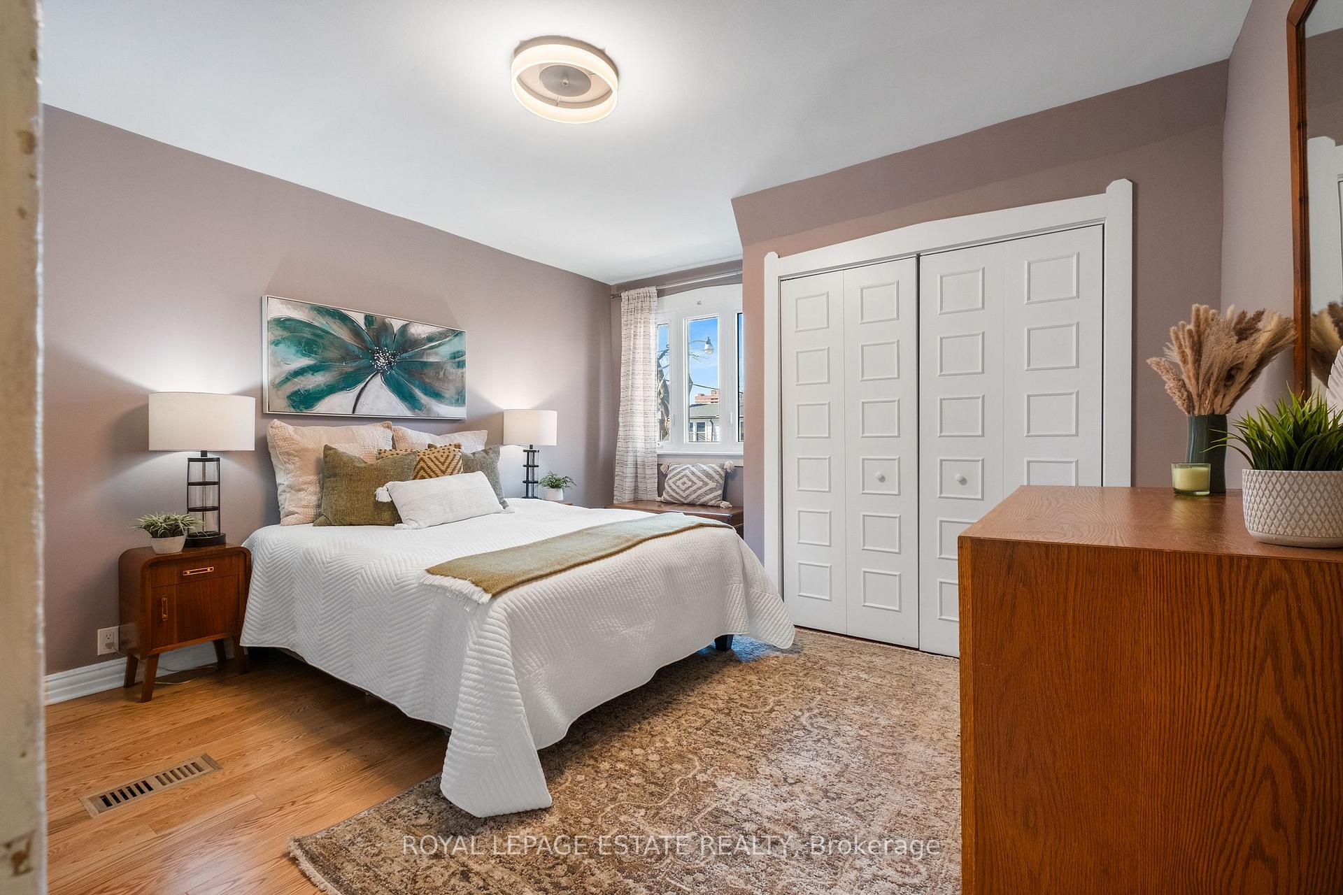 Photo 15 of 33 Mountalan Avenue, Toronto, Greenwood-Coxwell — HOMEH