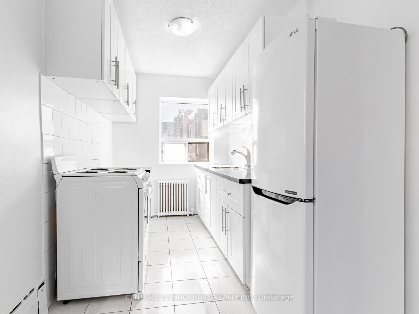 Photo 4 of Unit 111, 1243 Broadview Avenue, Toronto, Broadview North — HOMEH