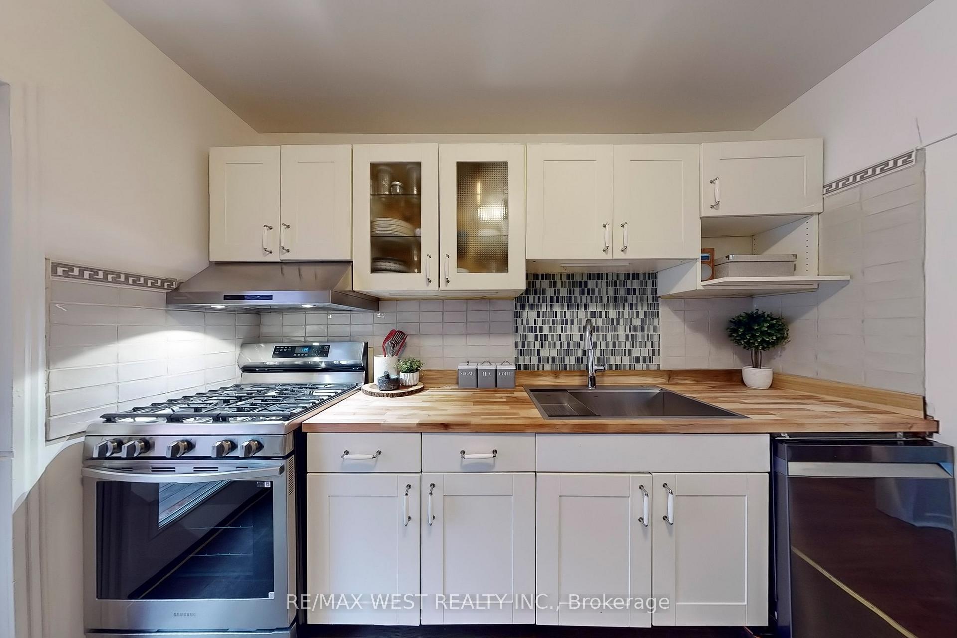 Photo 8 of 540 Roxton Road, Toronto, Palmerston-Little Italy — HOMEH