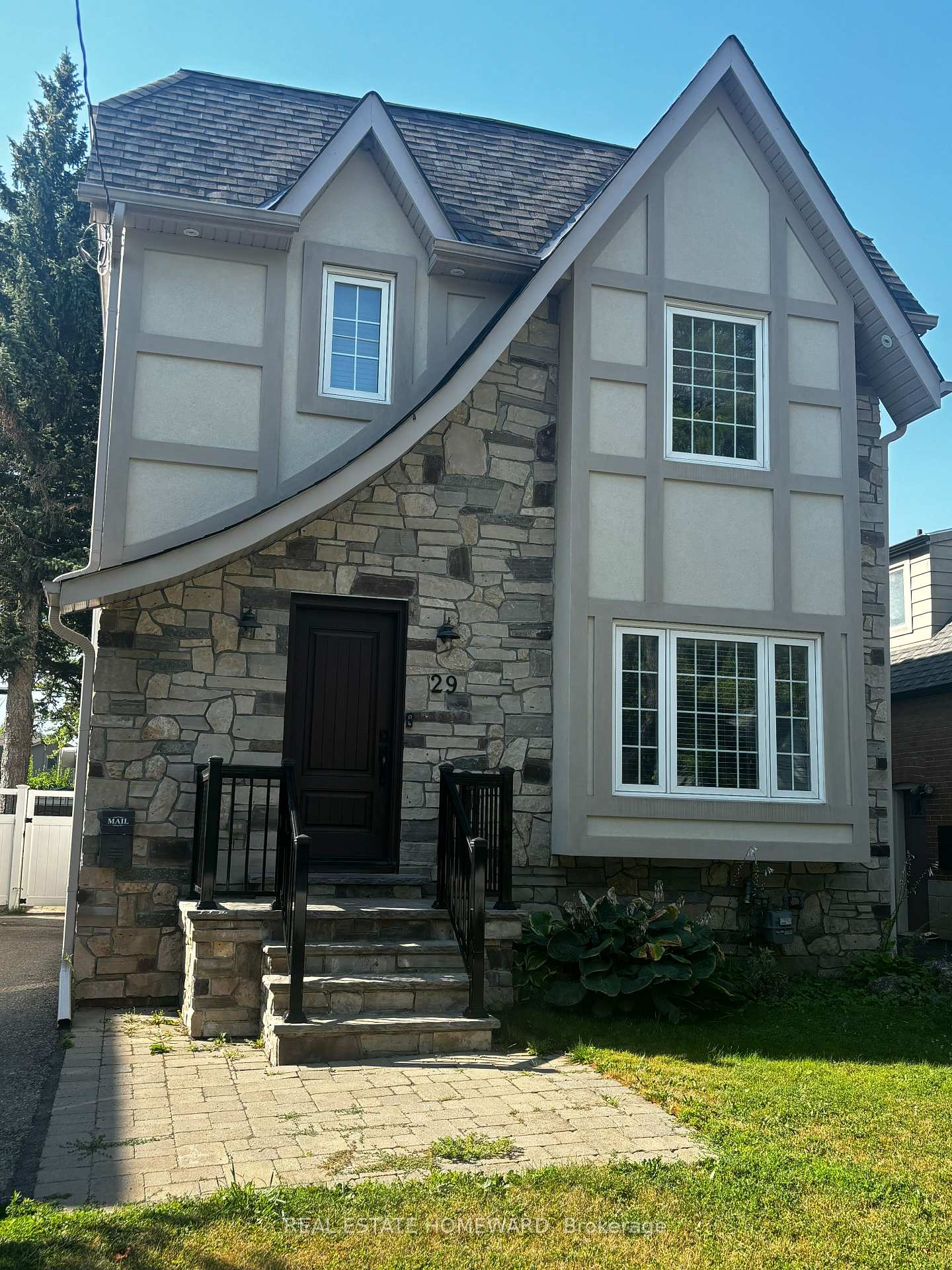 Photo 1 of 29 Dalecrest Drive, Toronto, O'Connor-Parkview — HOMEH