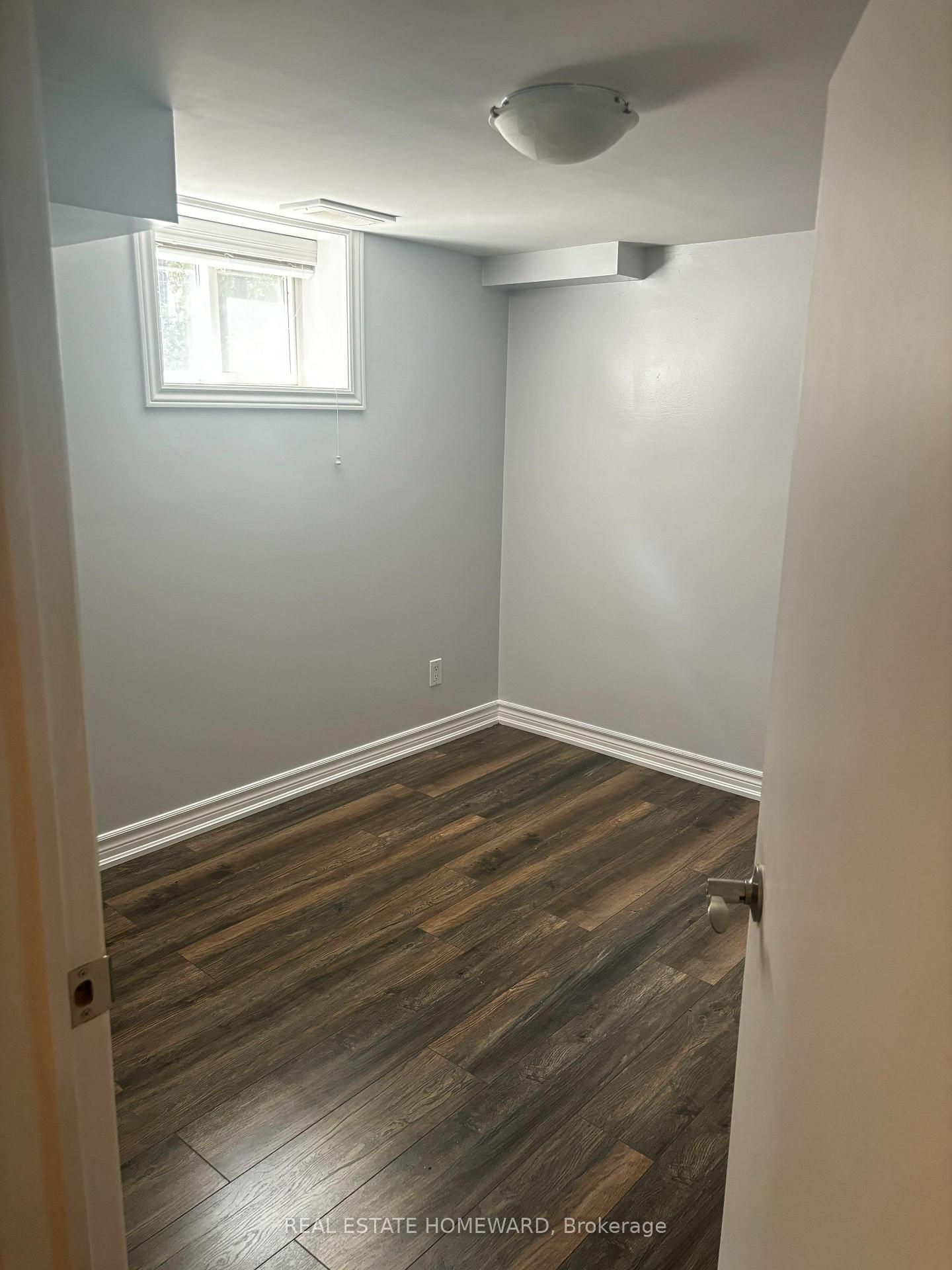 Photo 10 of 29 Dalecrest Drive, Toronto, O'Connor-Parkview — HOMEH