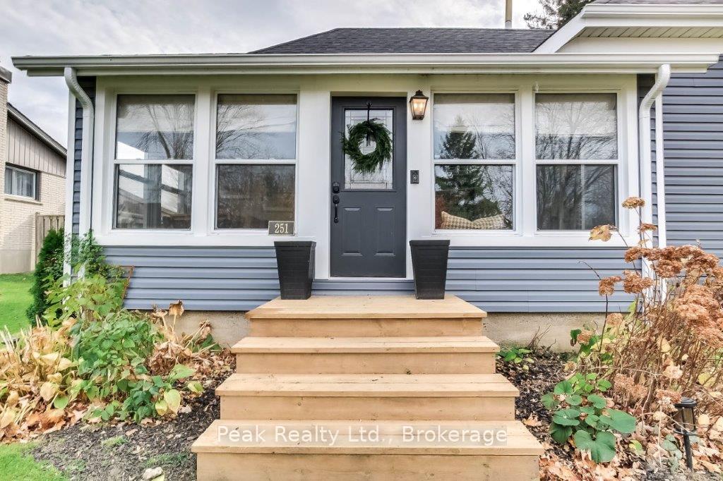 Photo 4 of 251 Upper Queen Street, Thames Centre, Thorndale — HOMEH