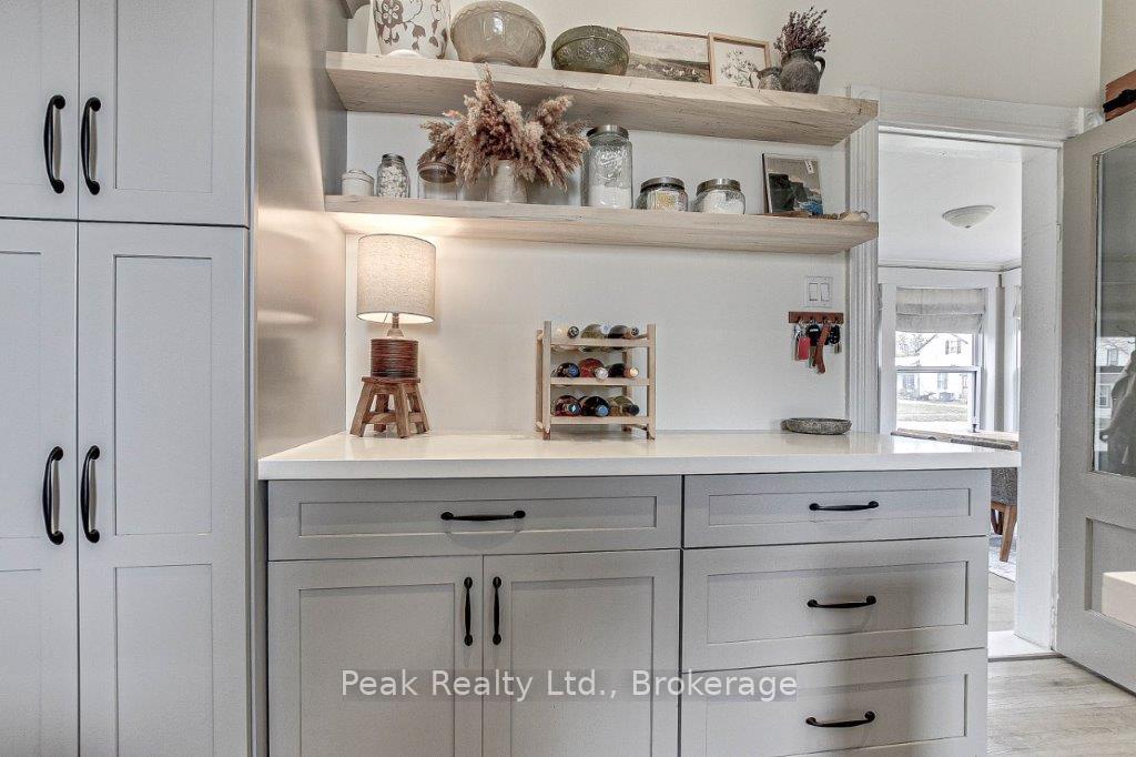 Photo 13 of 251 Upper Queen Street, Thames Centre, Thorndale — HOMEH