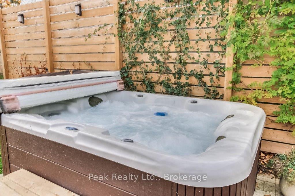 Photo 31 of 251 Upper Queen Street, Thames Centre, Thorndale — HOMEH