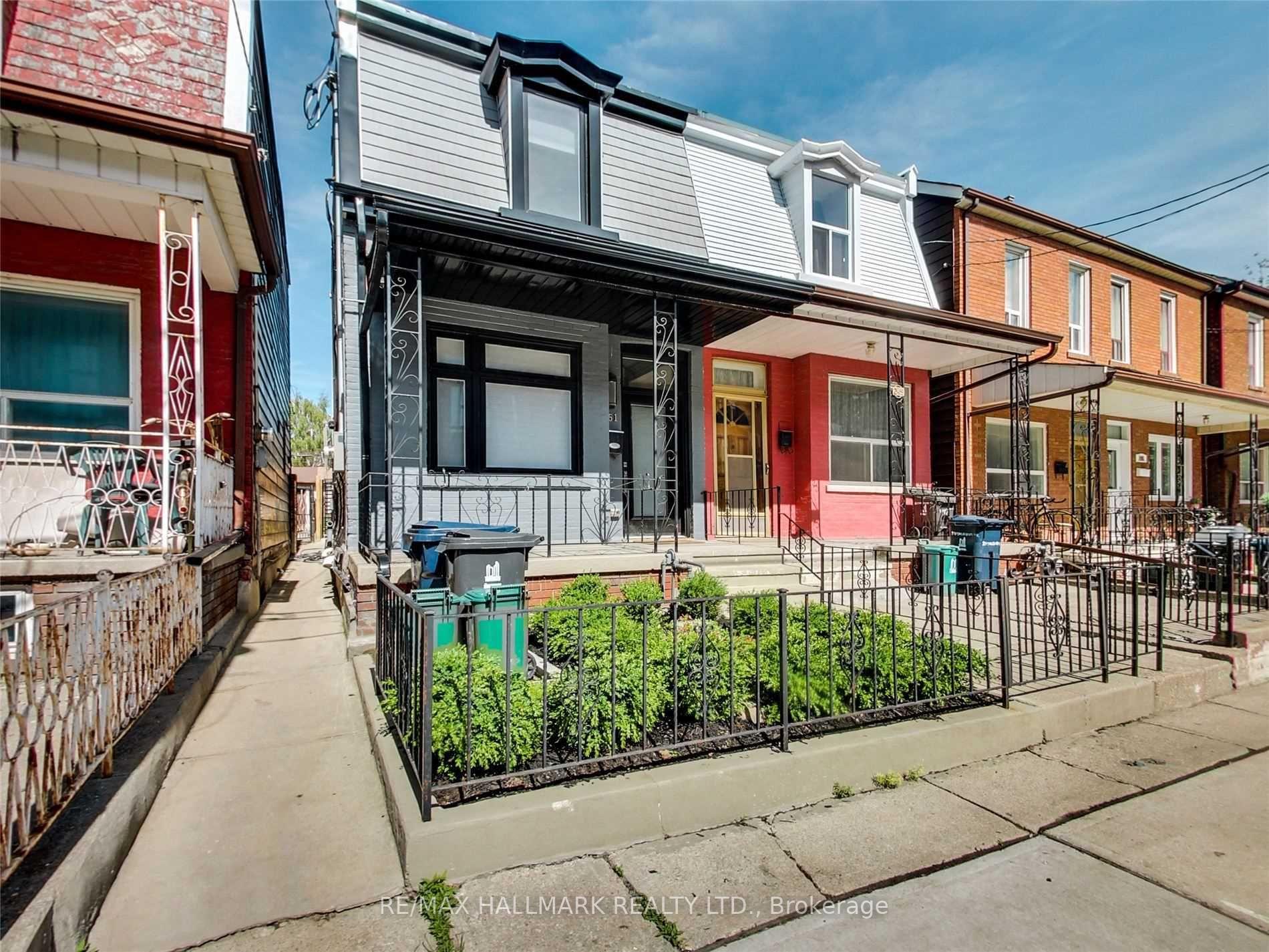 Photo 1 of 251 Manning (Lower) Avenue, Toronto, Trinity-Bellwoods — HOMEH