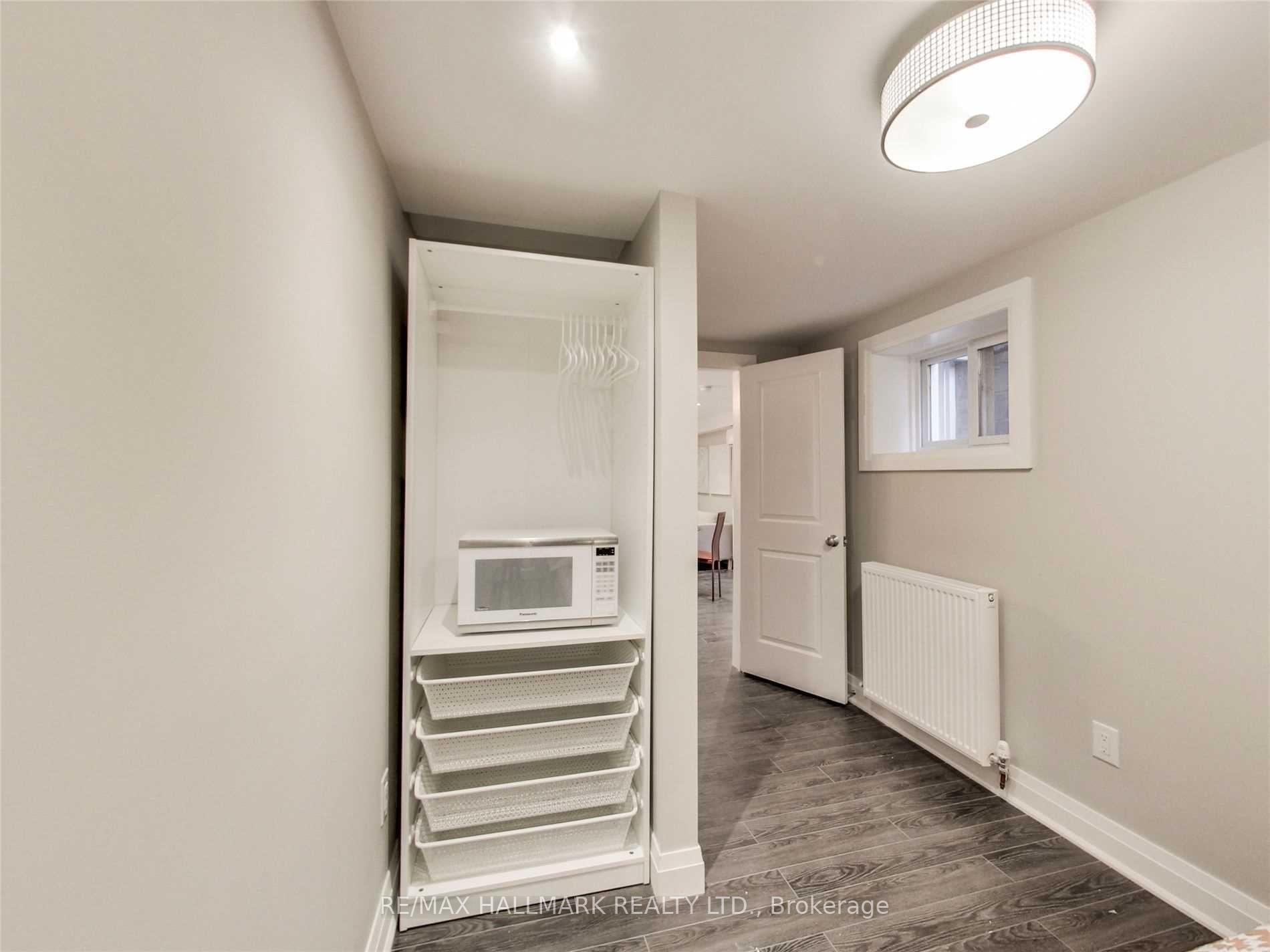 Photo 9 of 251 Manning (Lower) Avenue, Toronto, Trinity-Bellwoods — HOMEH