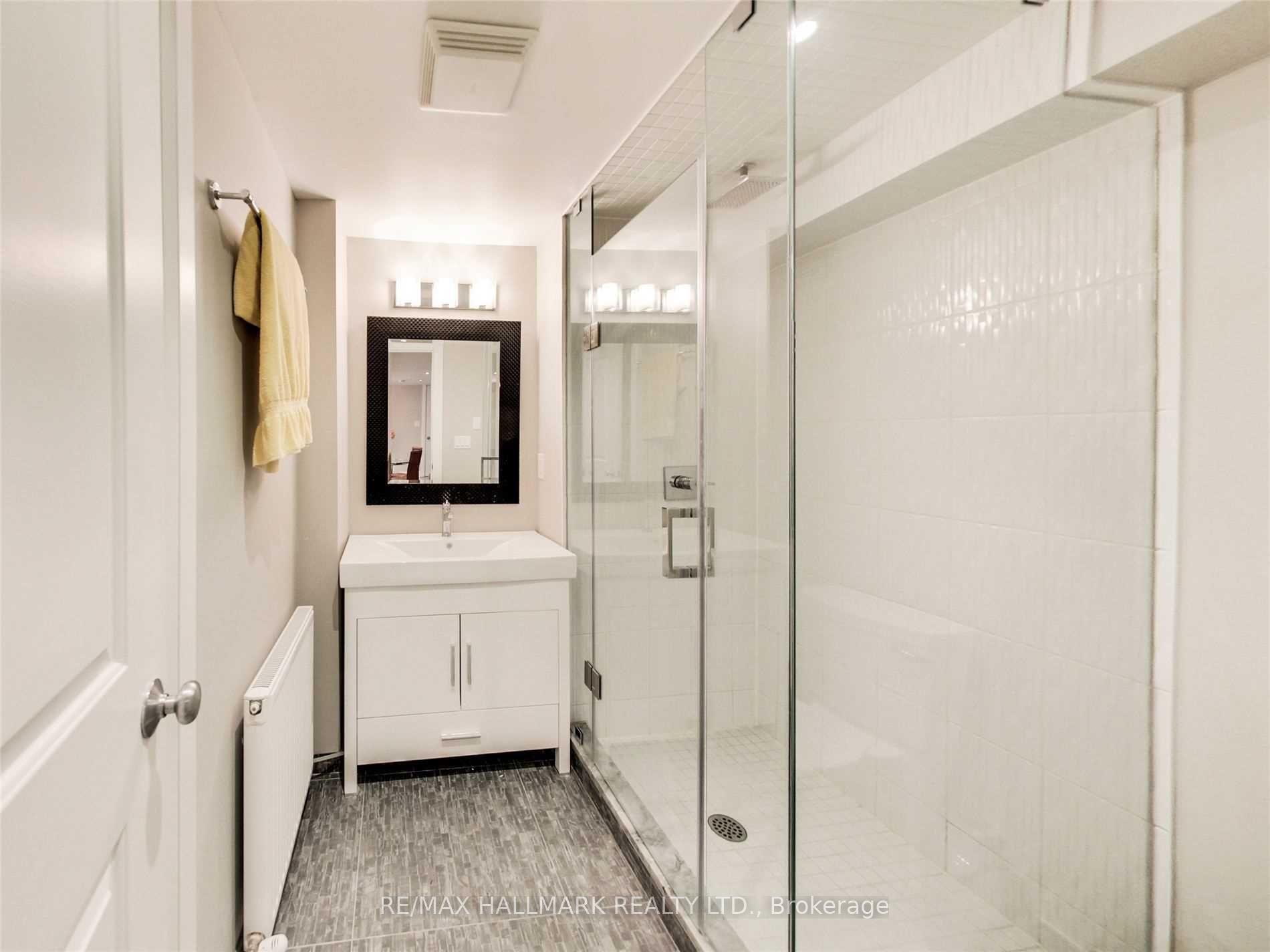 Photo 10 of 251 Manning (Lower) Avenue, Toronto, Trinity-Bellwoods — HOMEH