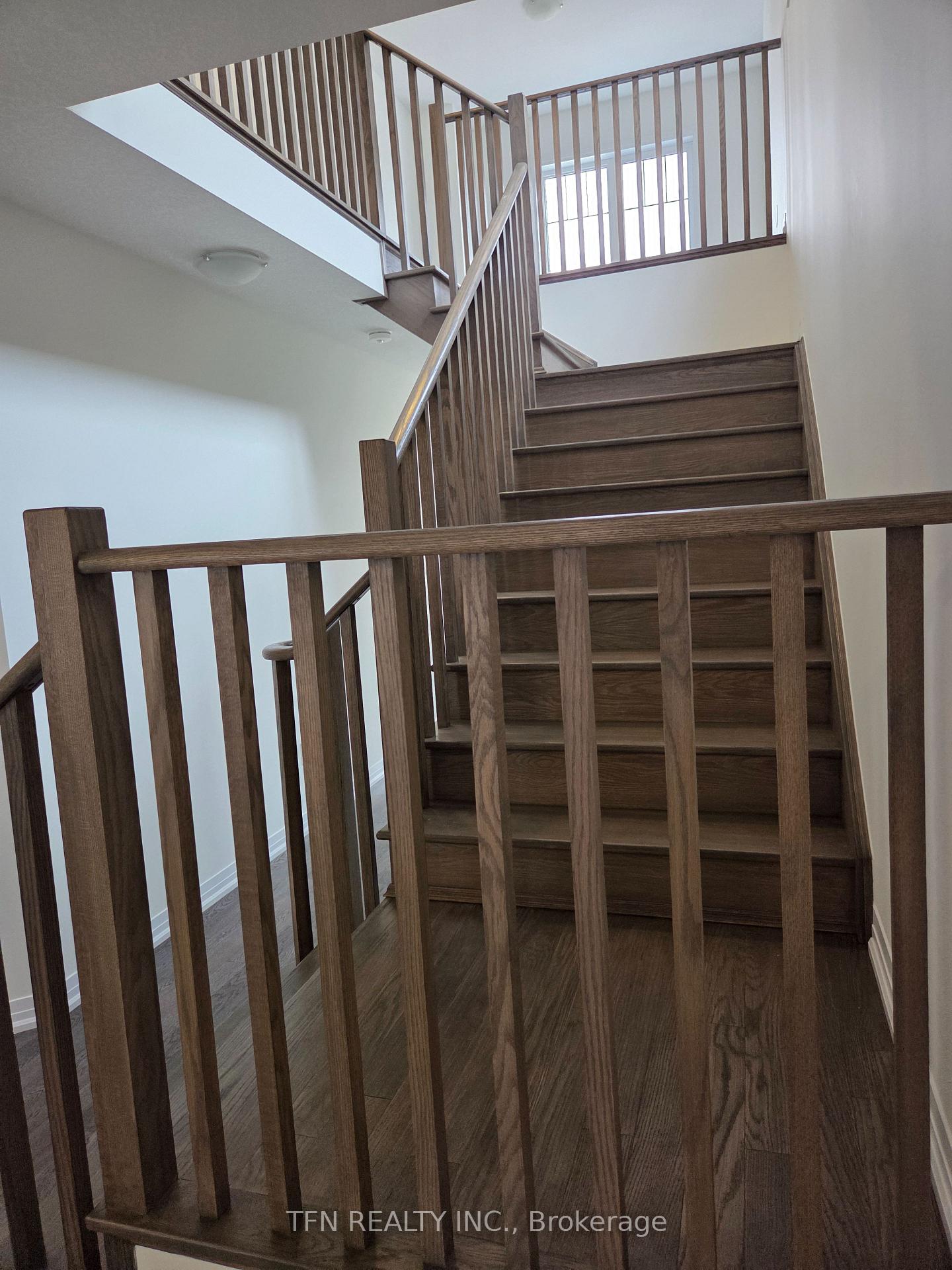 Photo 12 of 22 Cresthaven Heights, Thorold, Rolling Meadows — HOMEH