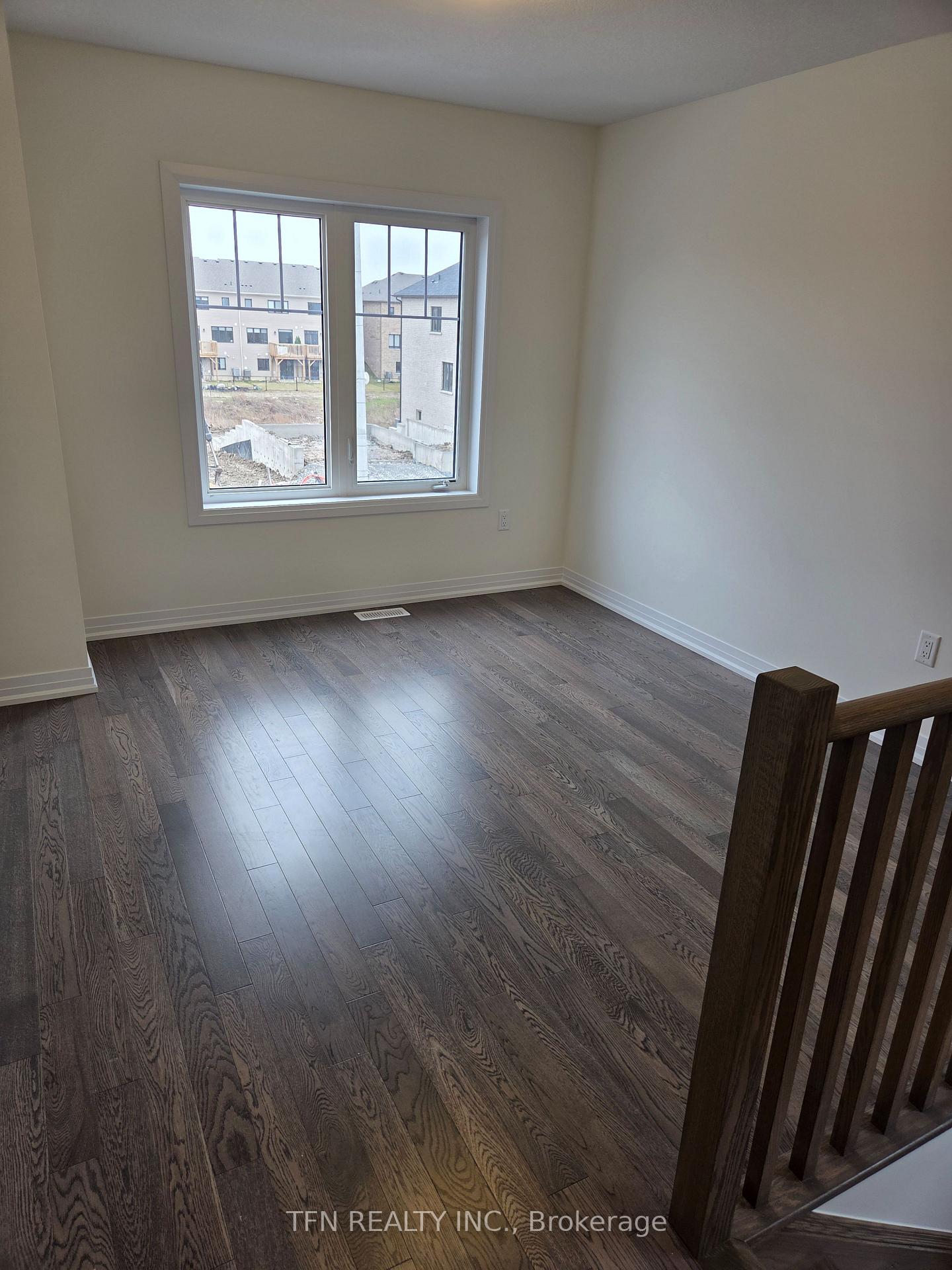 Photo 16 of 22 Cresthaven Heights, Thorold, Rolling Meadows — HOMEH