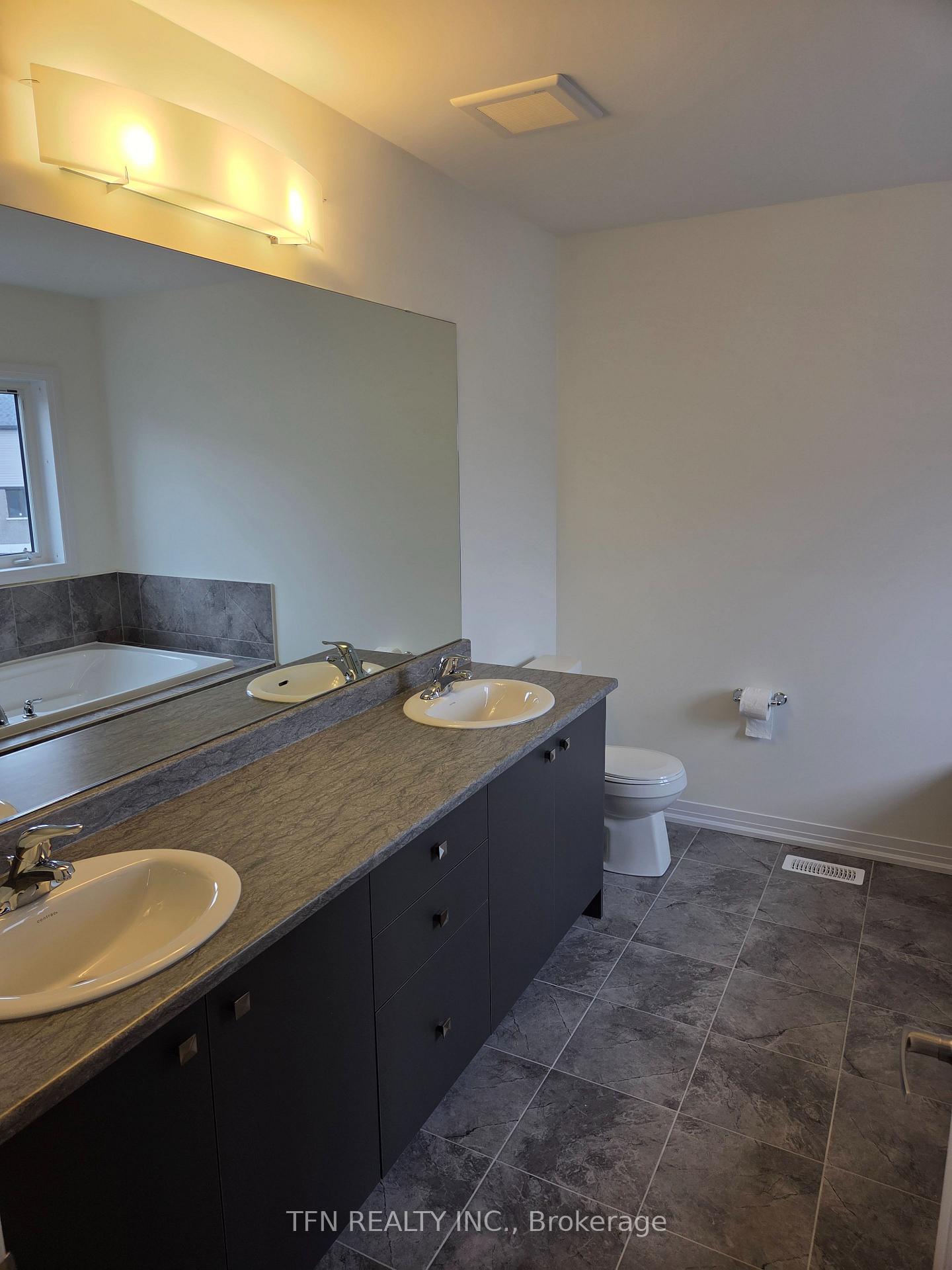 Photo 19 of 22 Cresthaven Heights, Thorold, Rolling Meadows — HOMEH